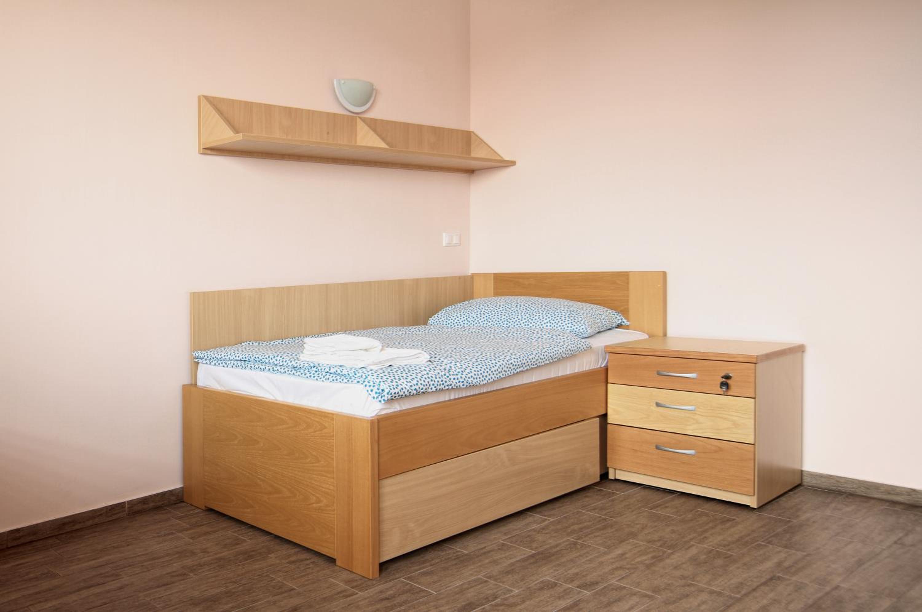 Studio (1 Adult)