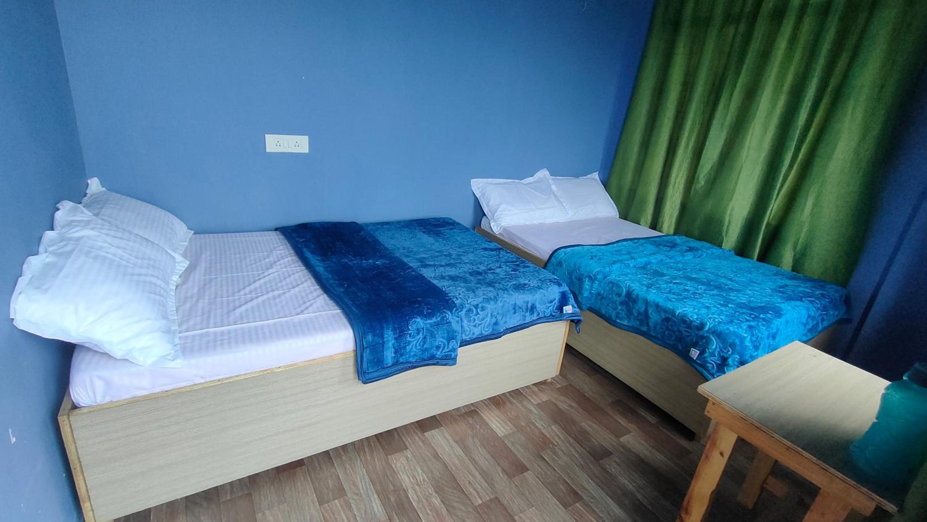 Small Double Room photo 1