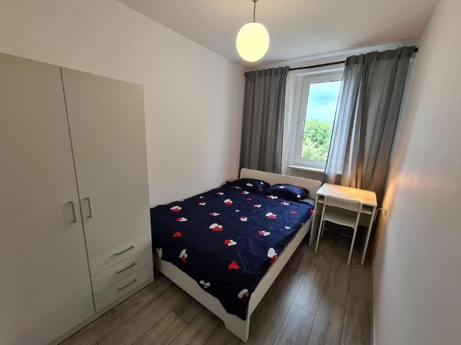 Small Double Room - Photo 1