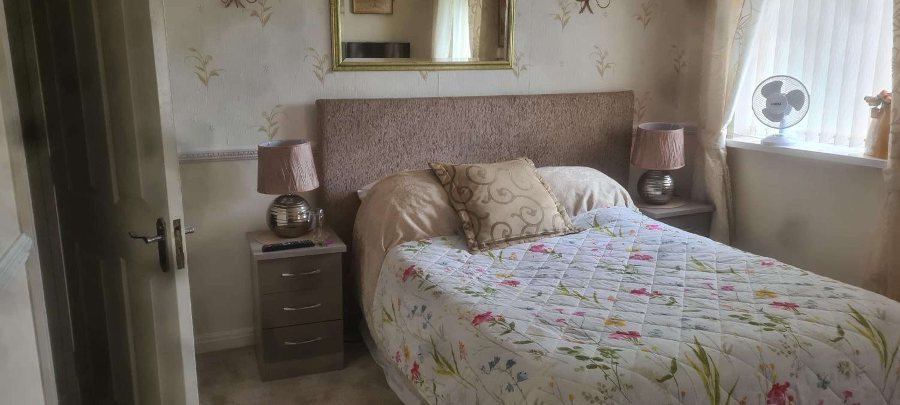 Deluxe Double or Twin Room with Garden View photo 2