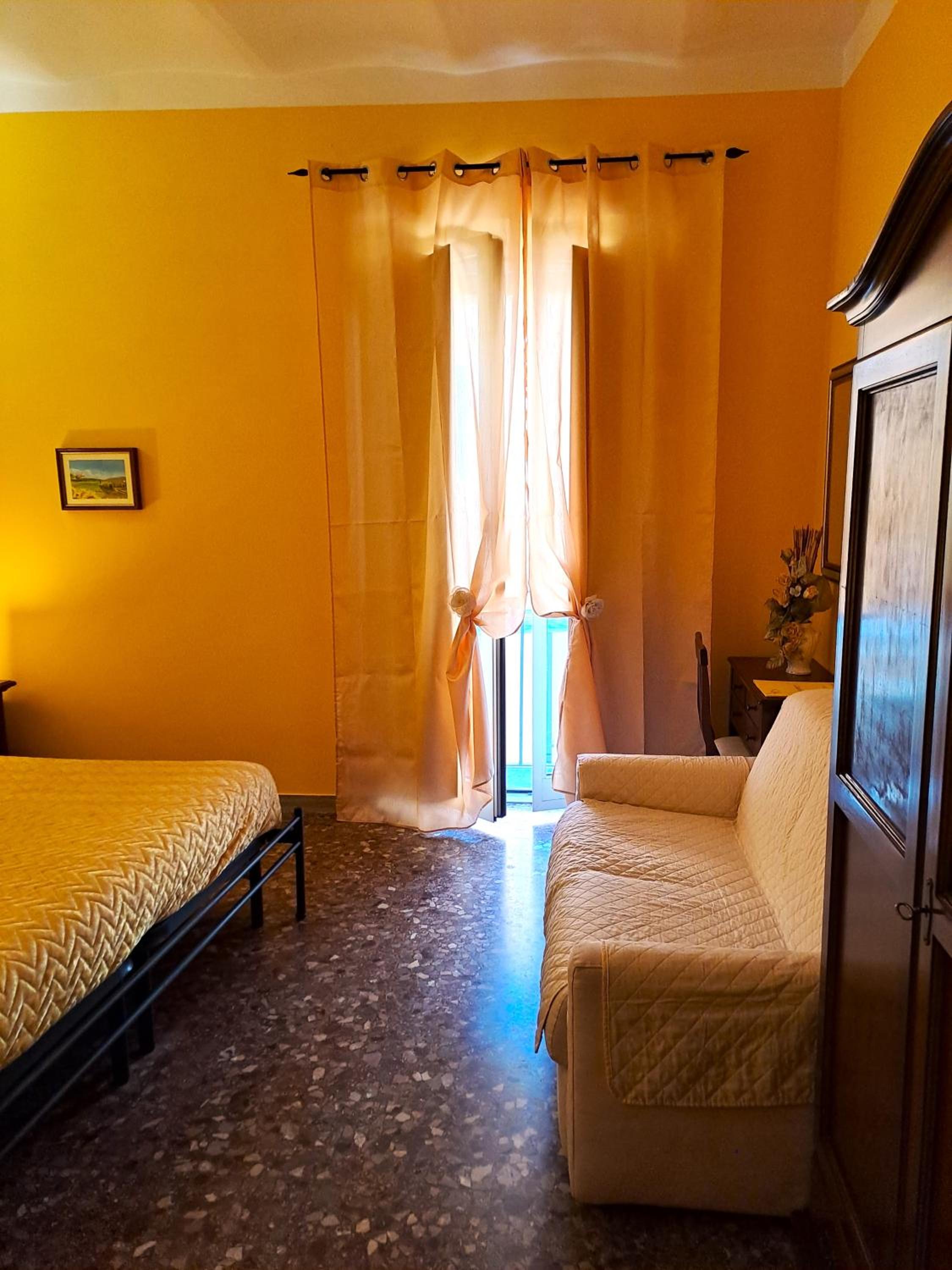 Double Room With Private Bathroom photo 1