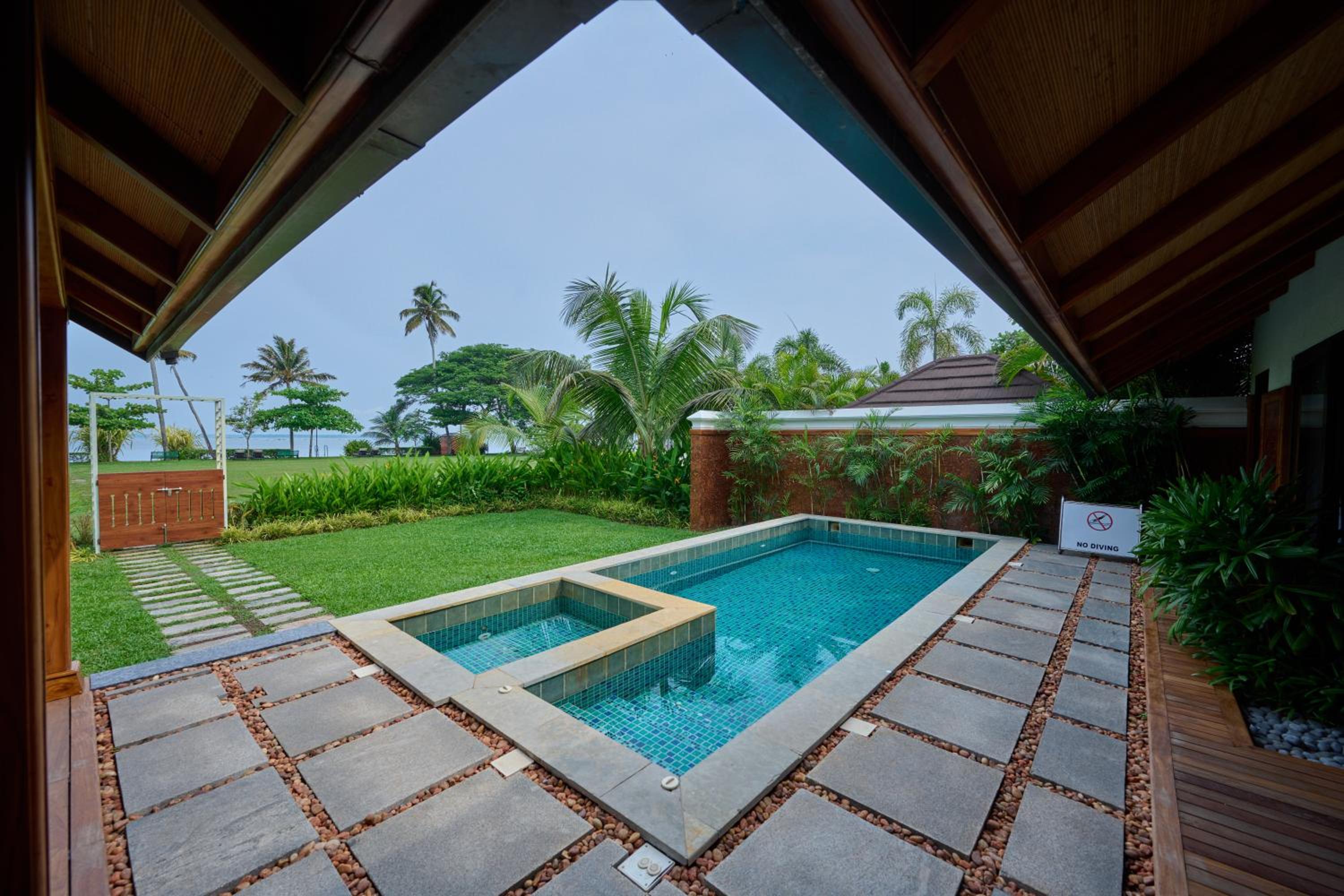 Junior Suite with Private Pool