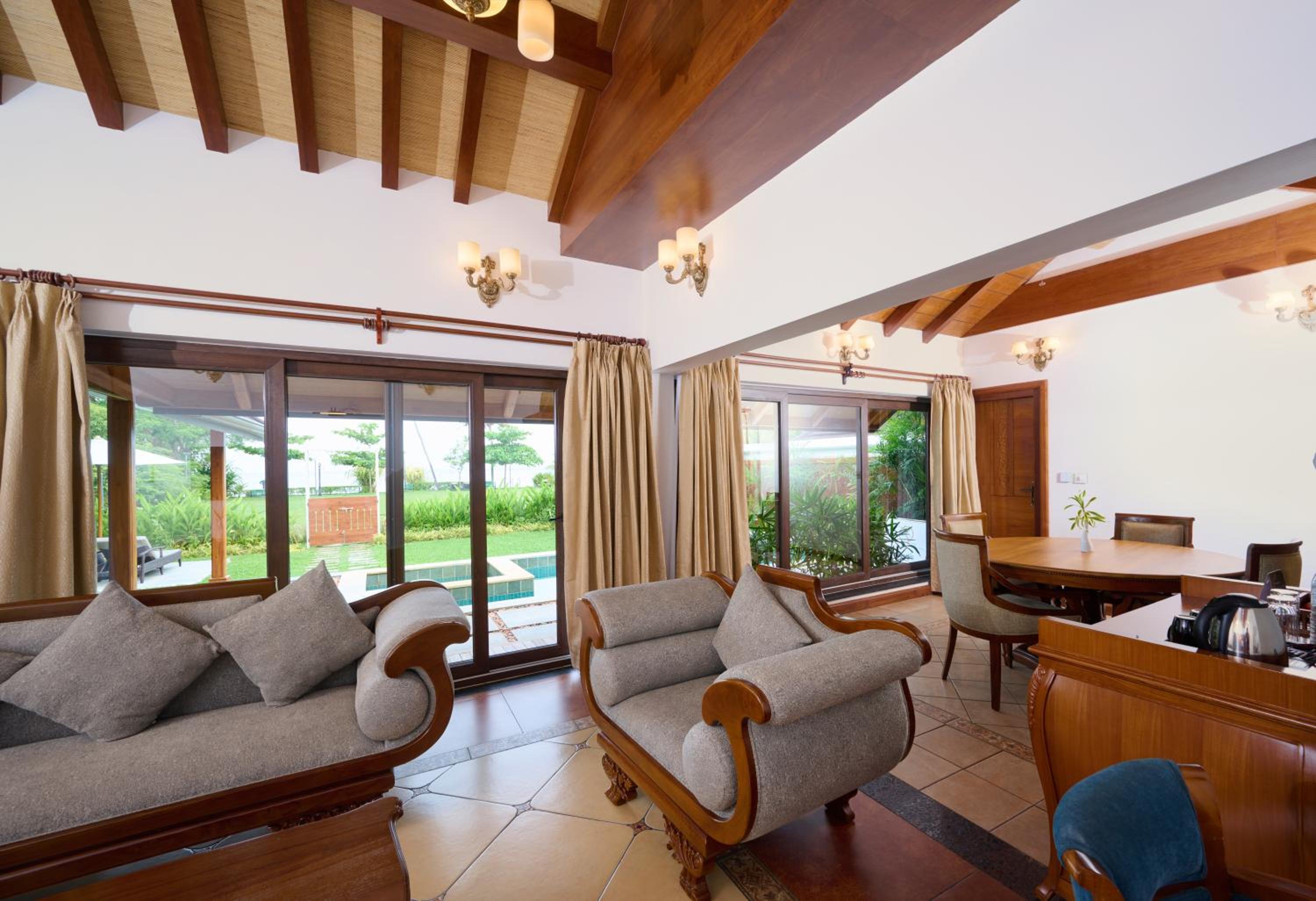 Junior Suite with Private Pool Junior Suite with Private Pool