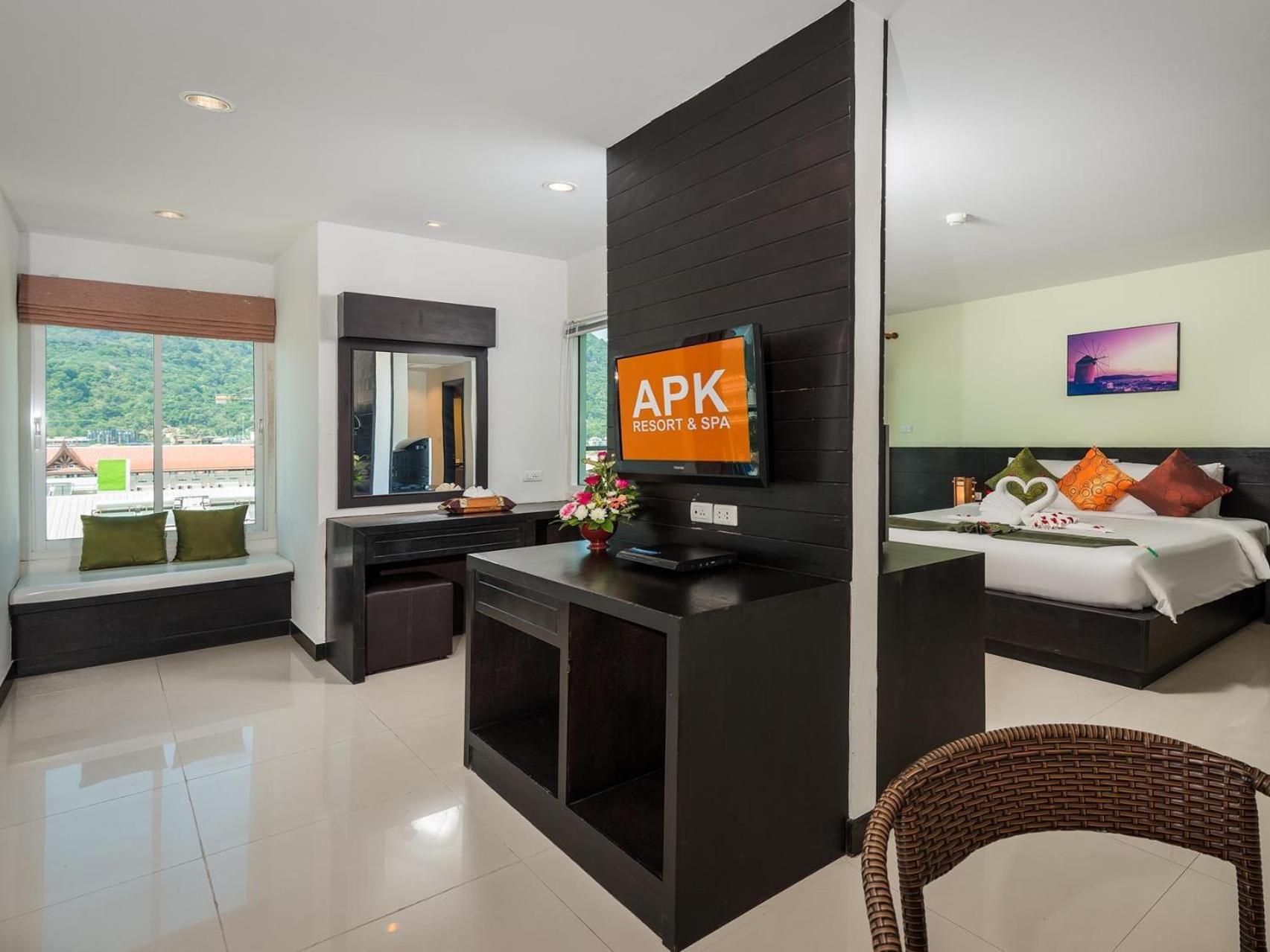 Studio Apartment