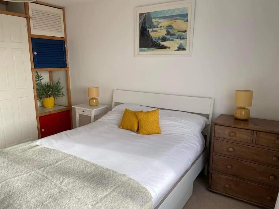 Four-Bedroom House photo 1