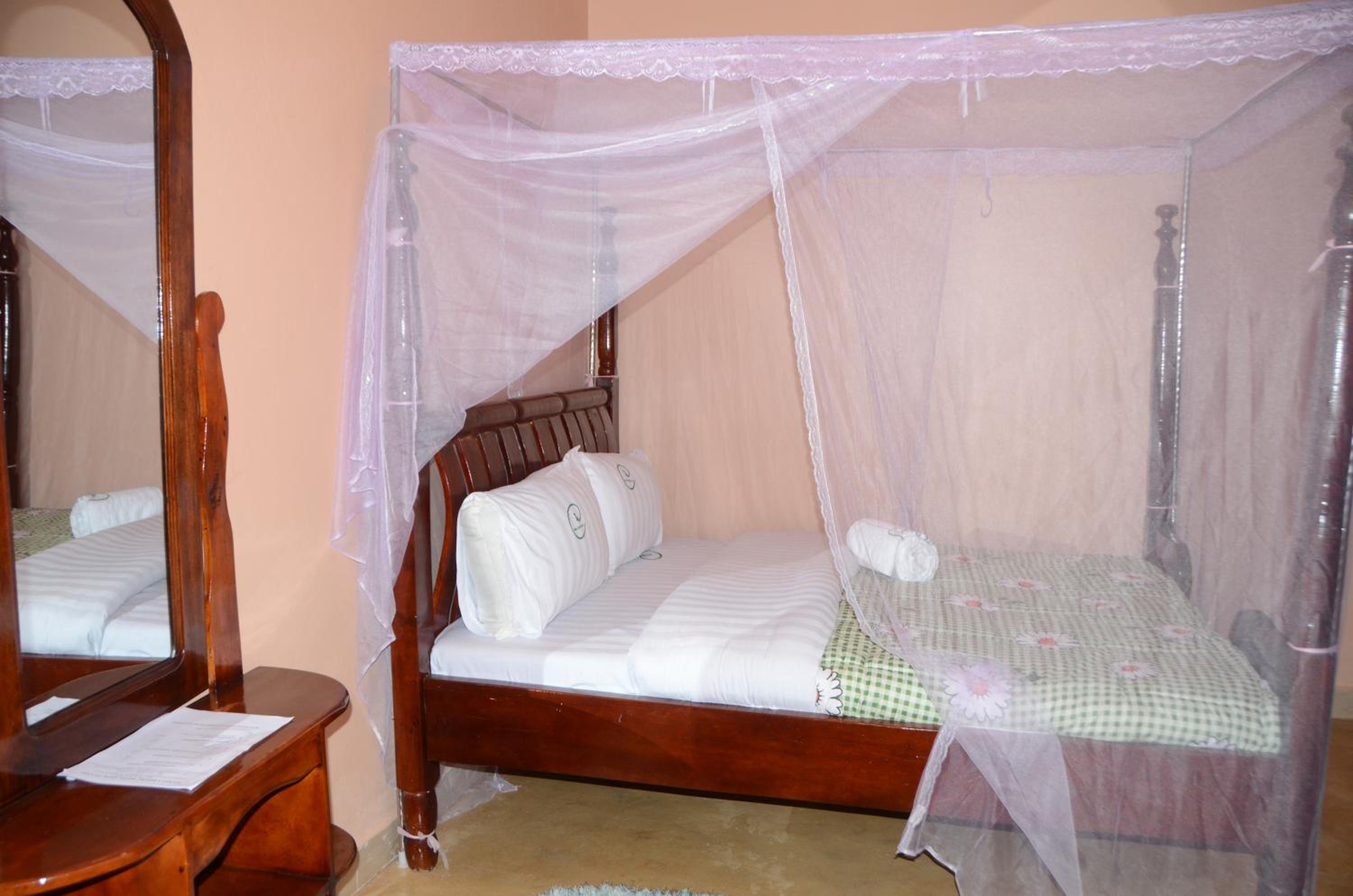 Deluxe Family Suite photo 3