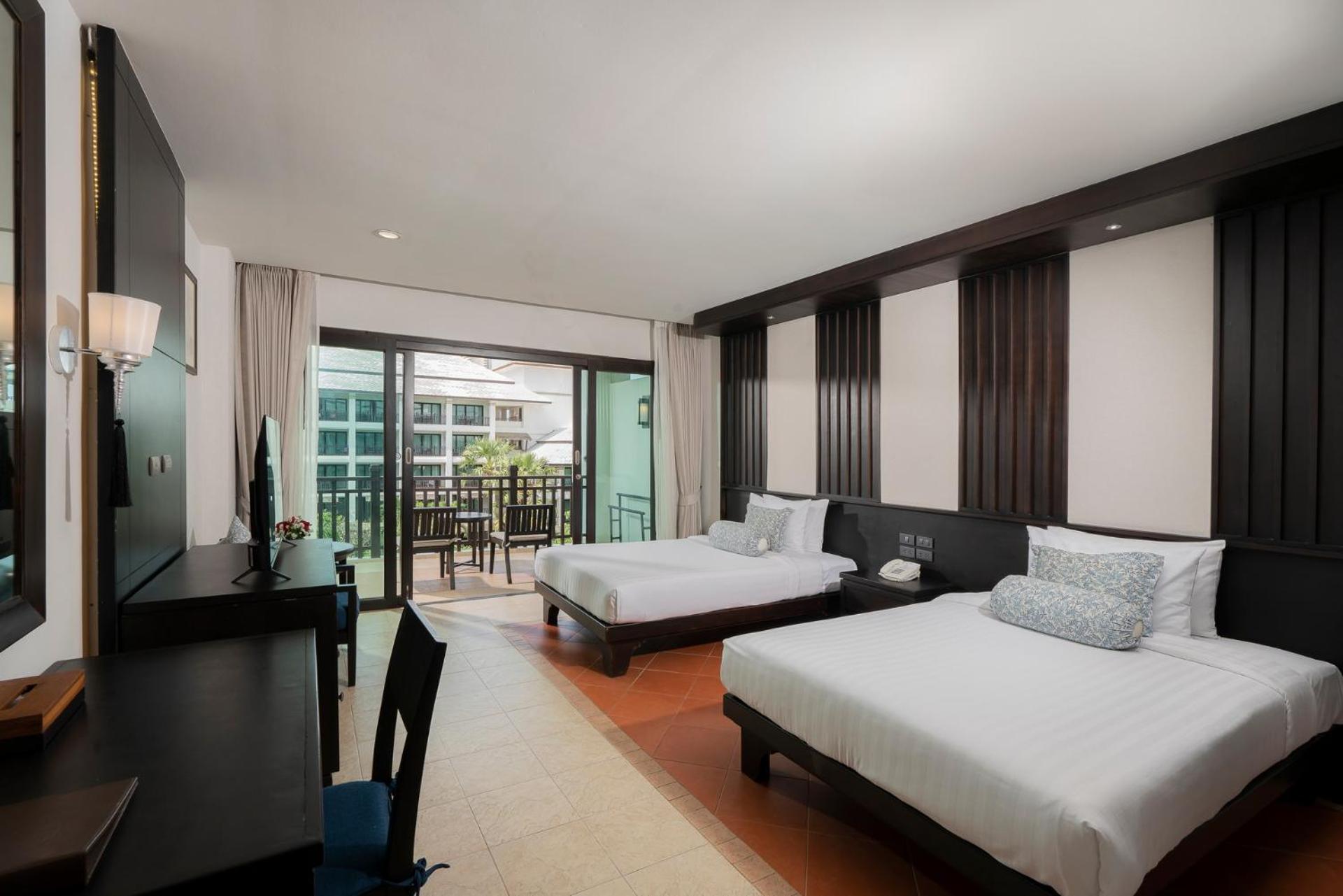 Superior Double or Twin Room - Photo 15
