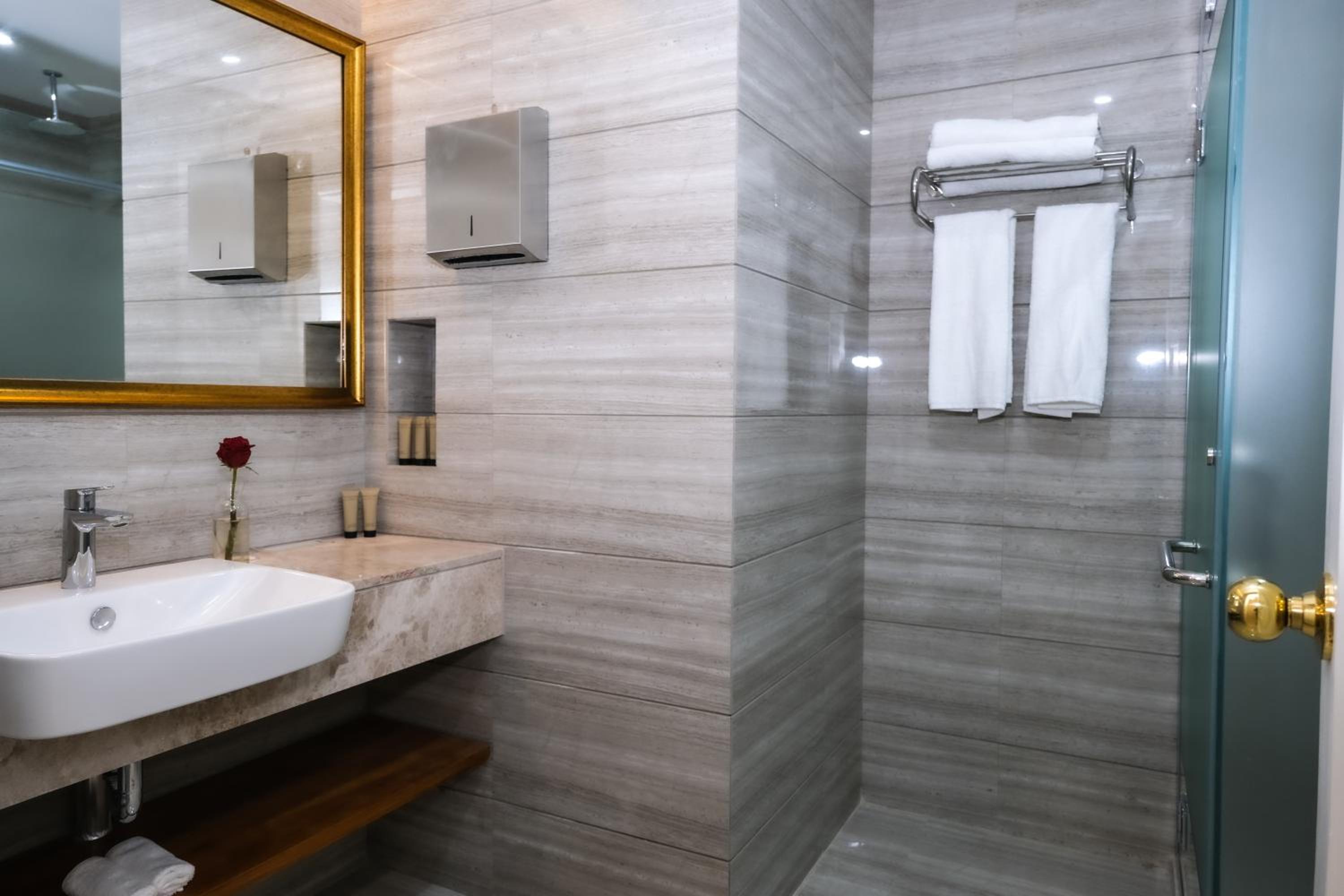 Junior Suite - Photo 4