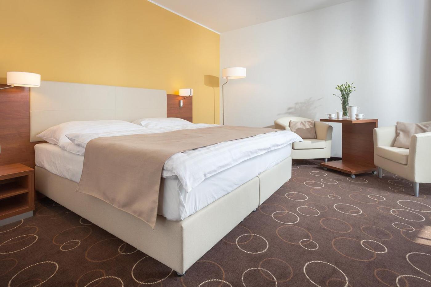 Superior Double Room with Extra Bed
