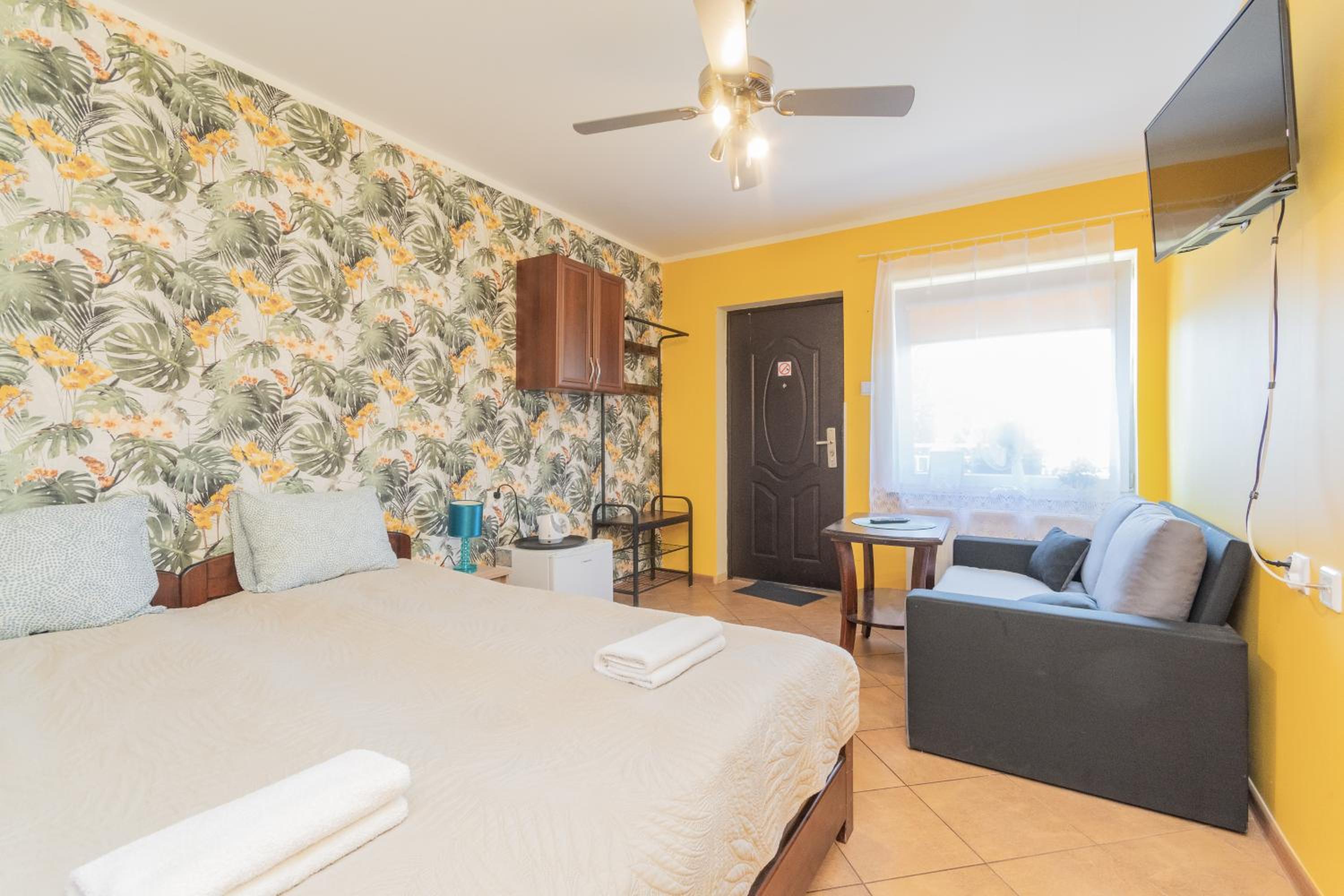 Double Room with Private Bathroom photo 3
