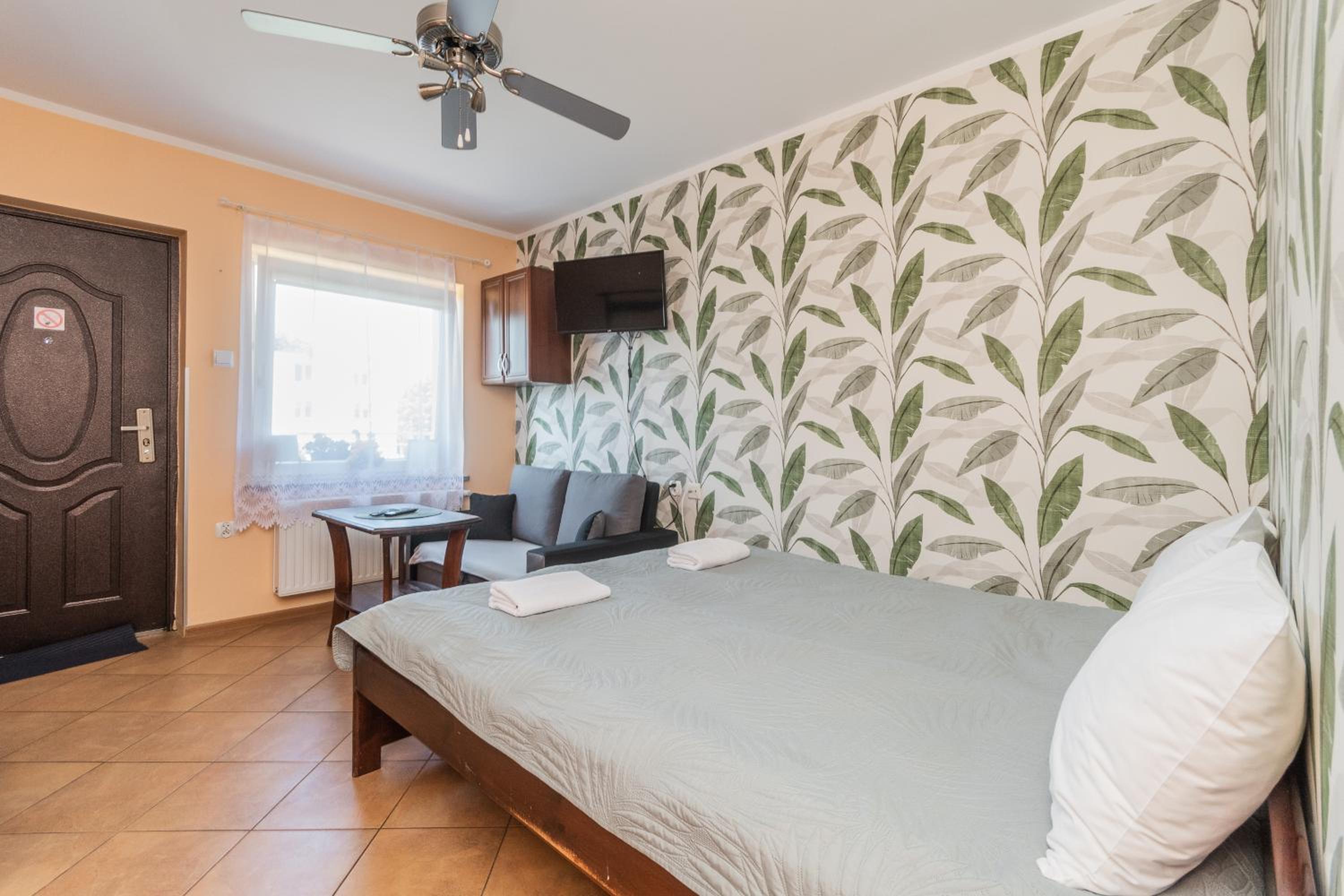 Double Room with Private Bathroom photo 2