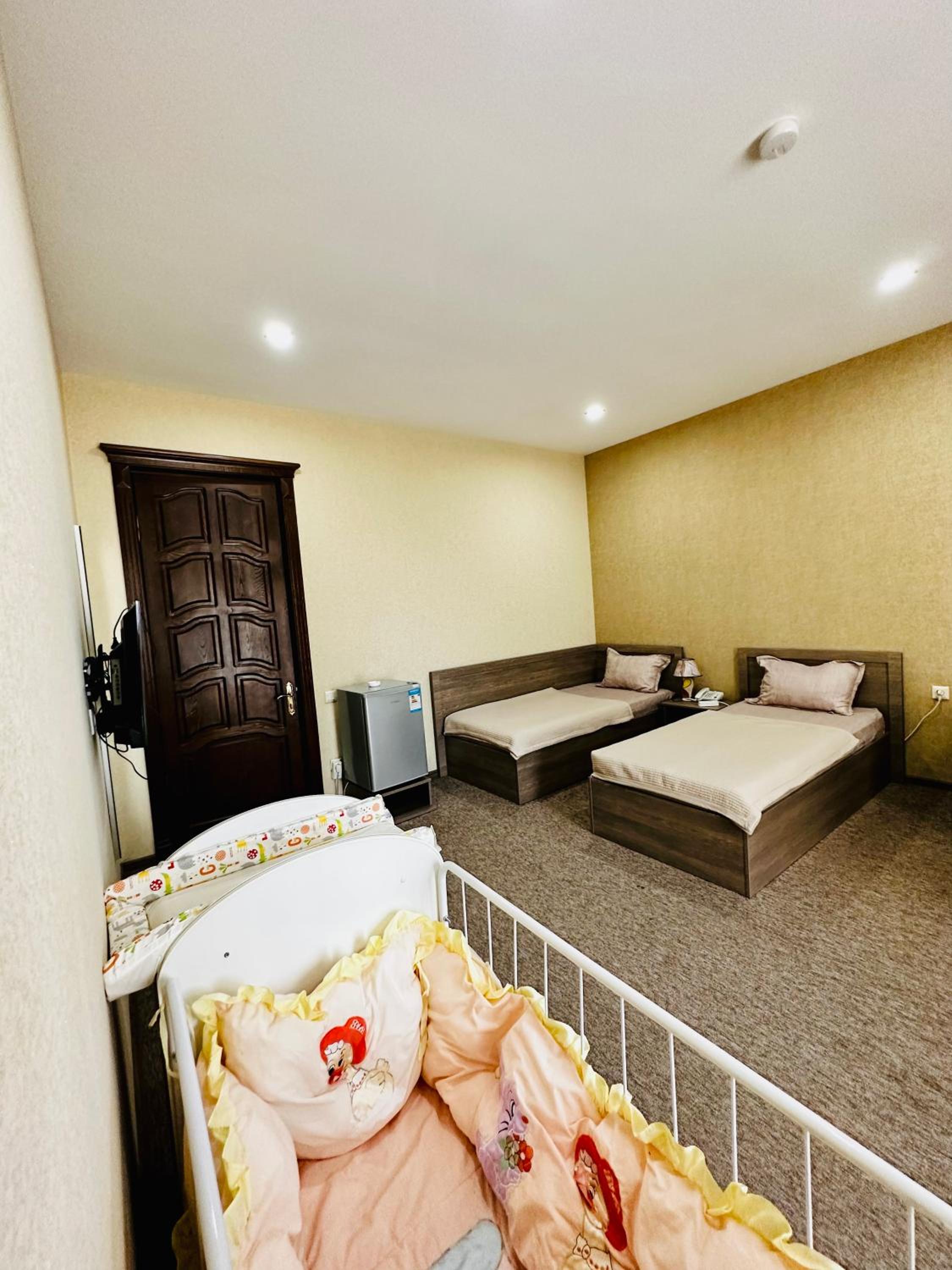 Budget Twin Room photo 2
