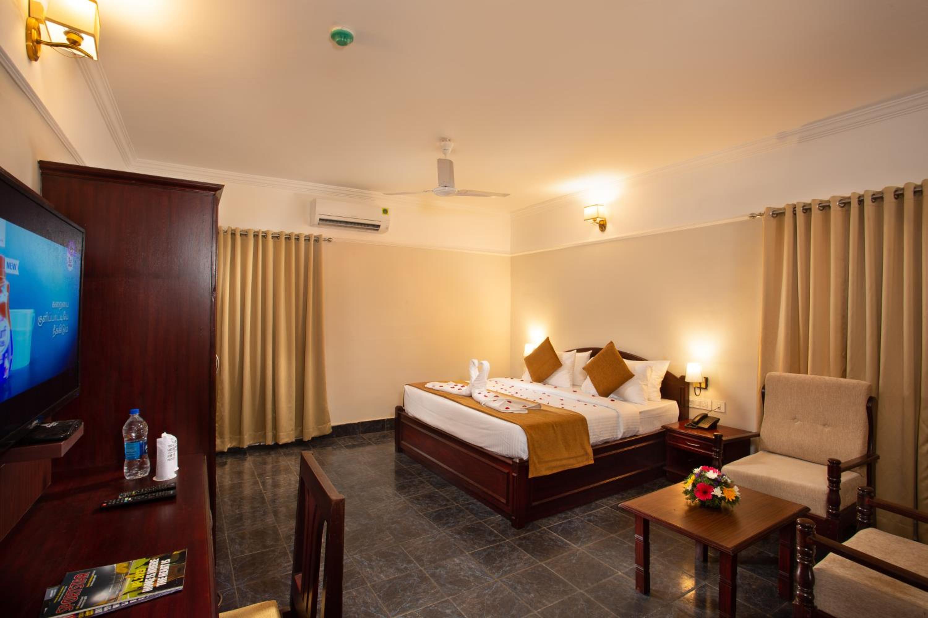 Superior King Room