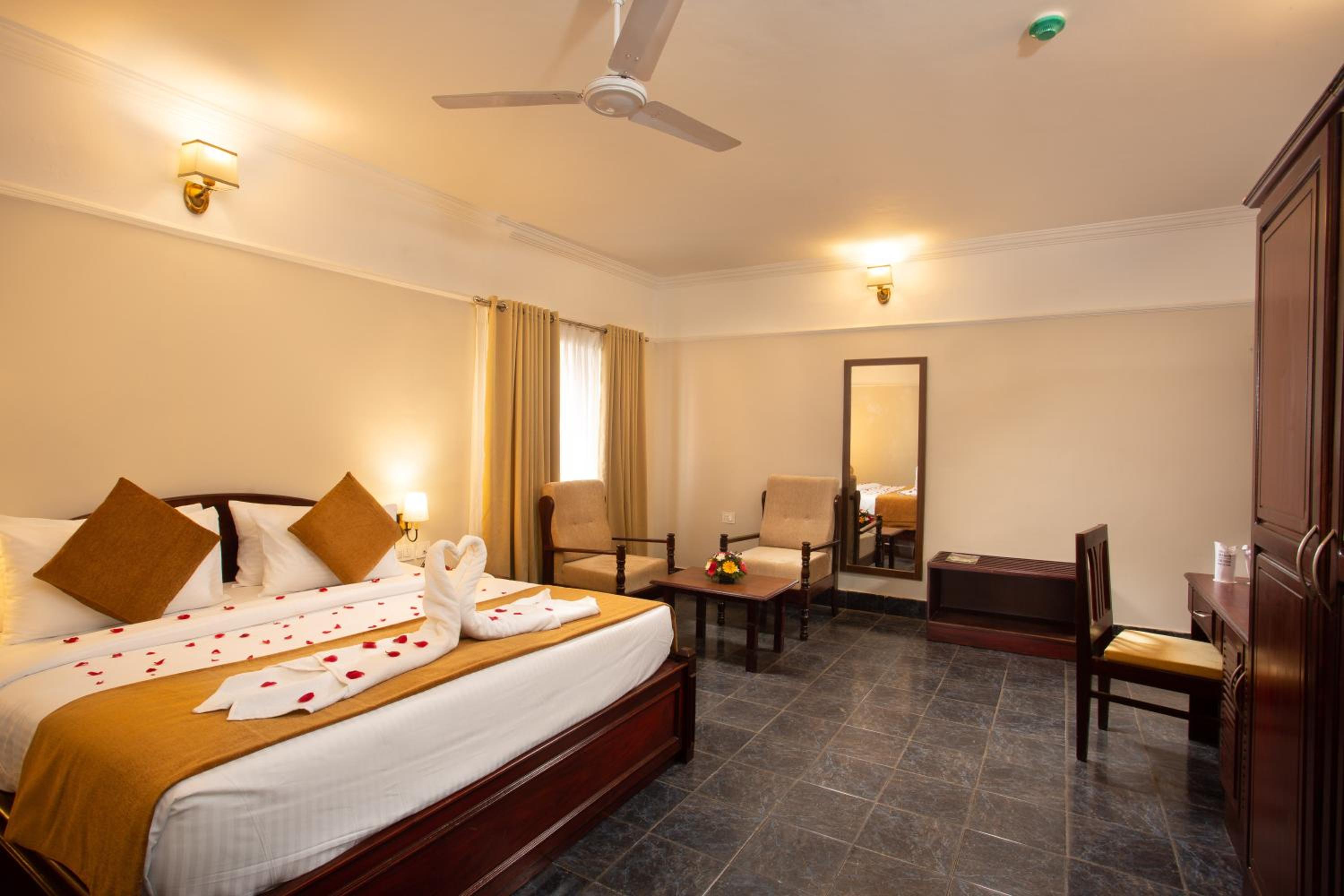 Standard King Room