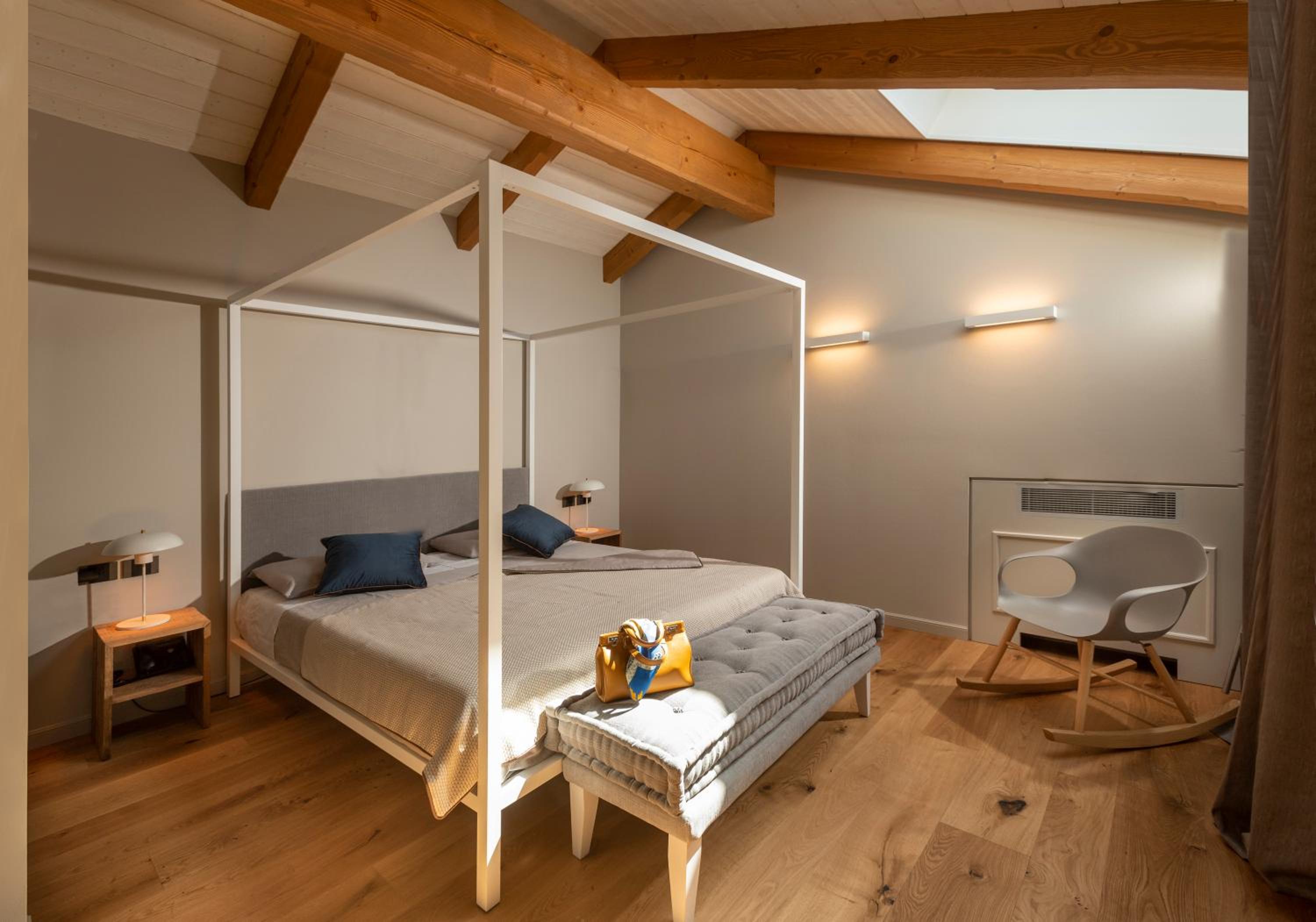 Junior Suite with Pool View photo 1