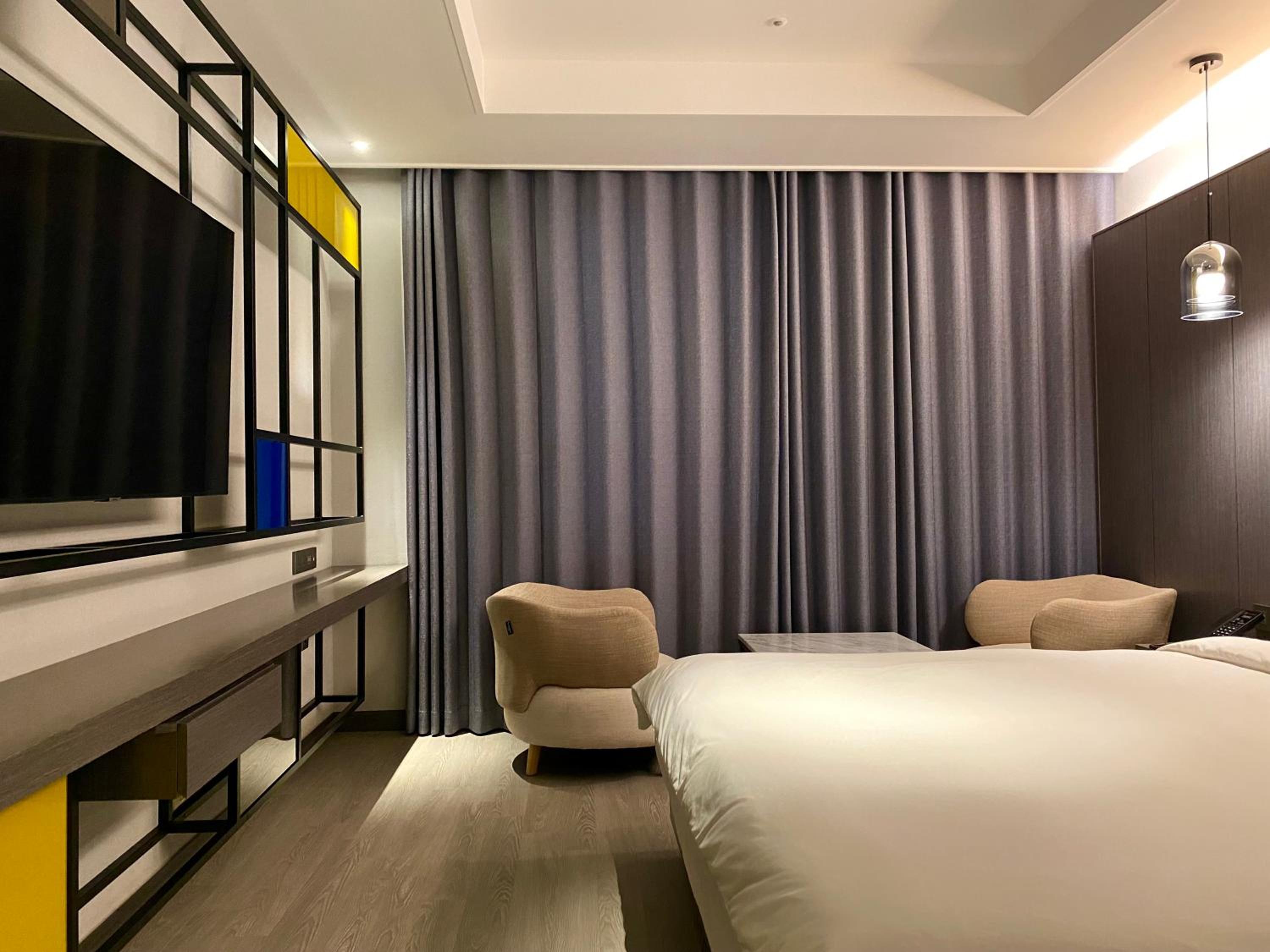 Premier Deluxe Double Room