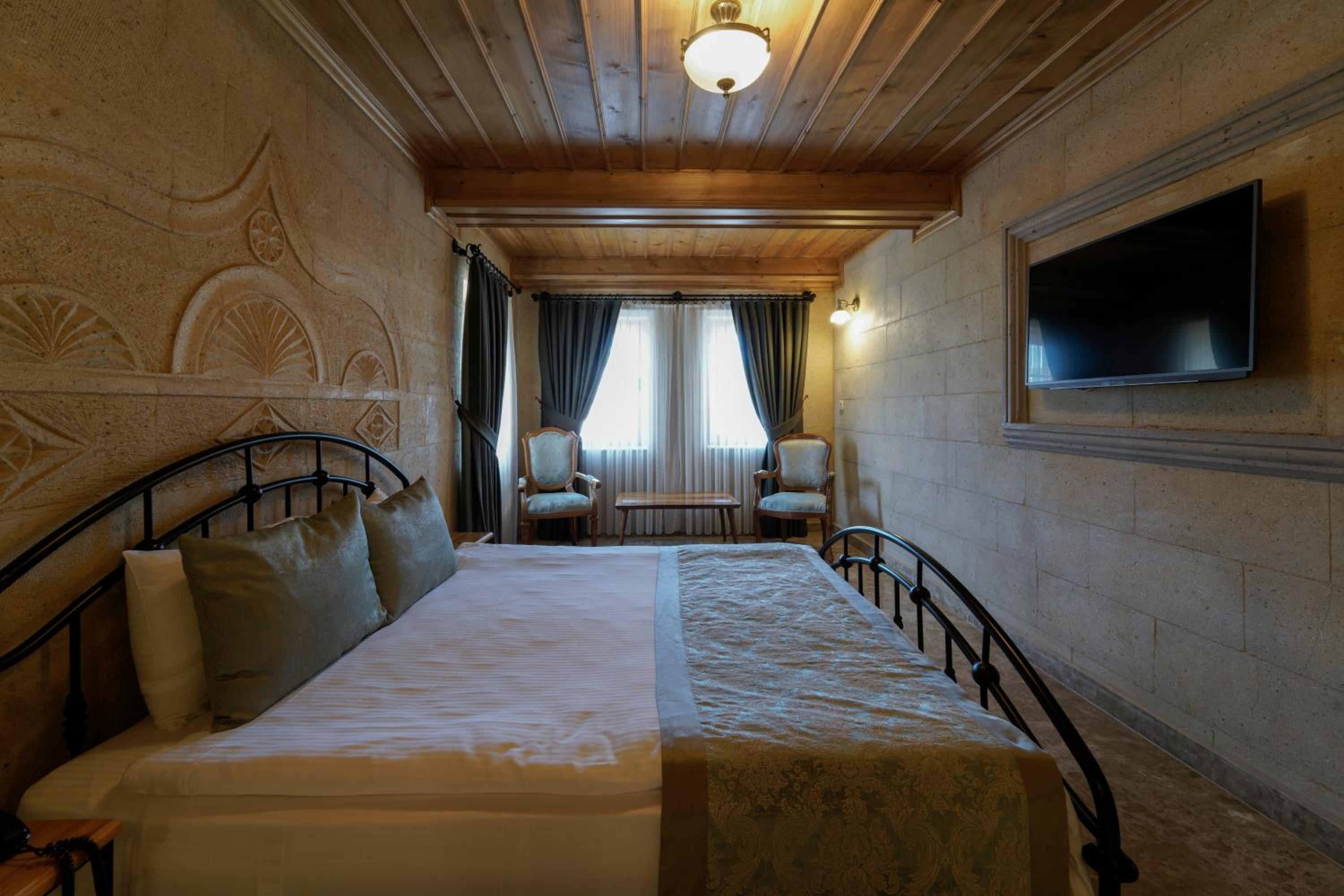 Stone Deluxe Double Room - Photo 9