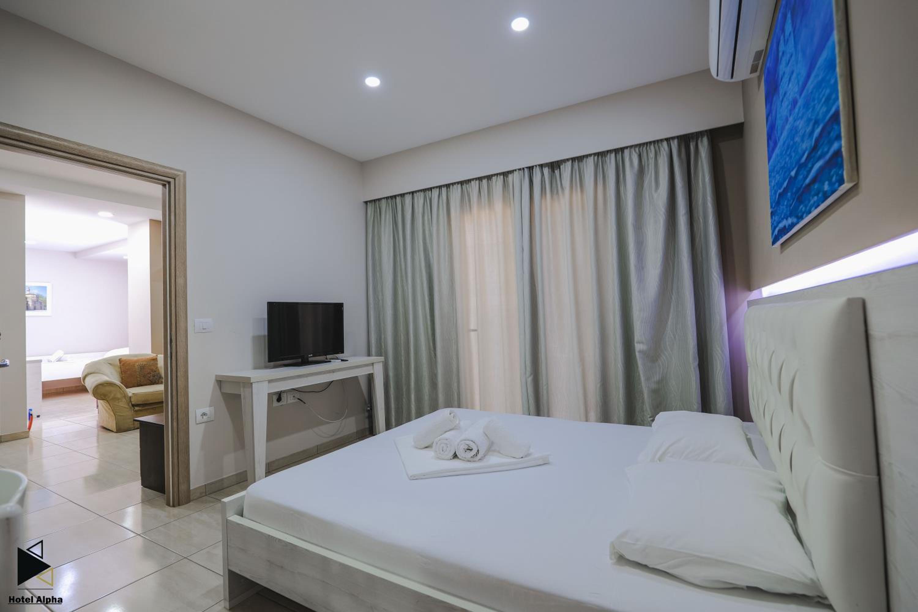 Deluxe Apartment
