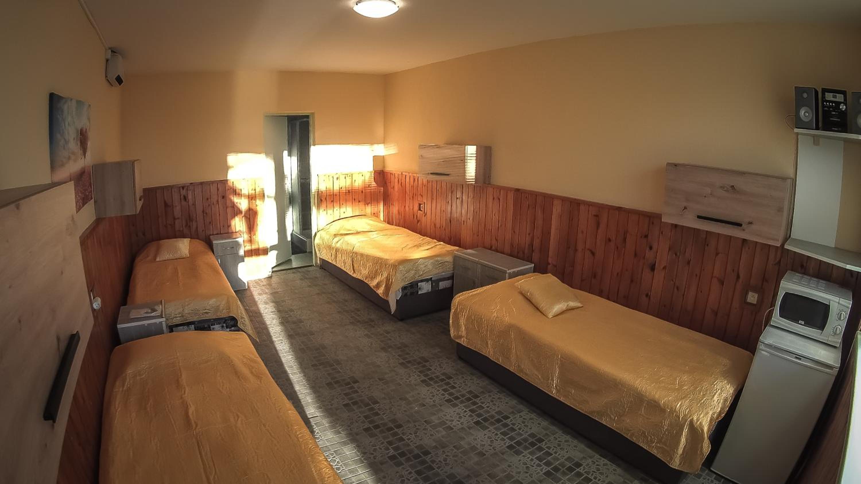 Quadruple Room photo 2