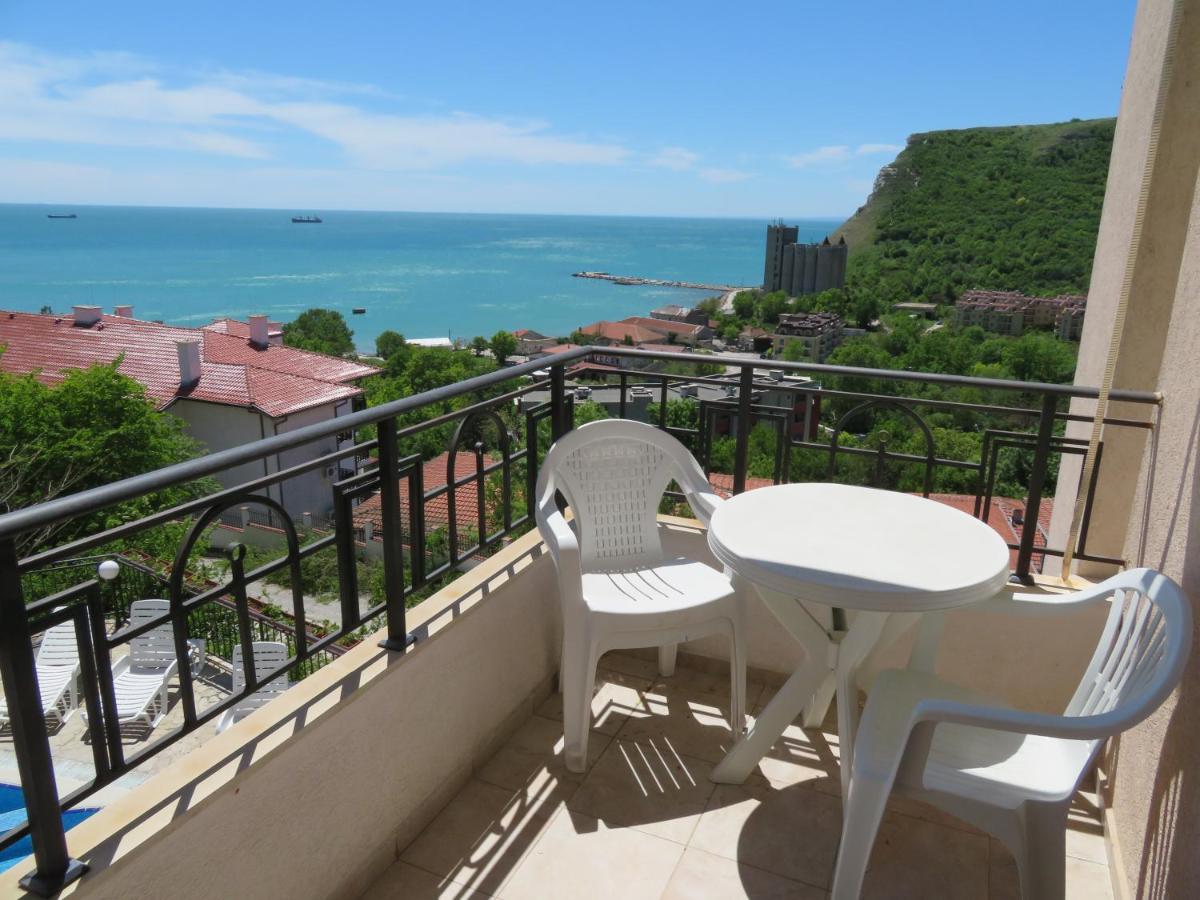 Apartment with Sea View photo 1