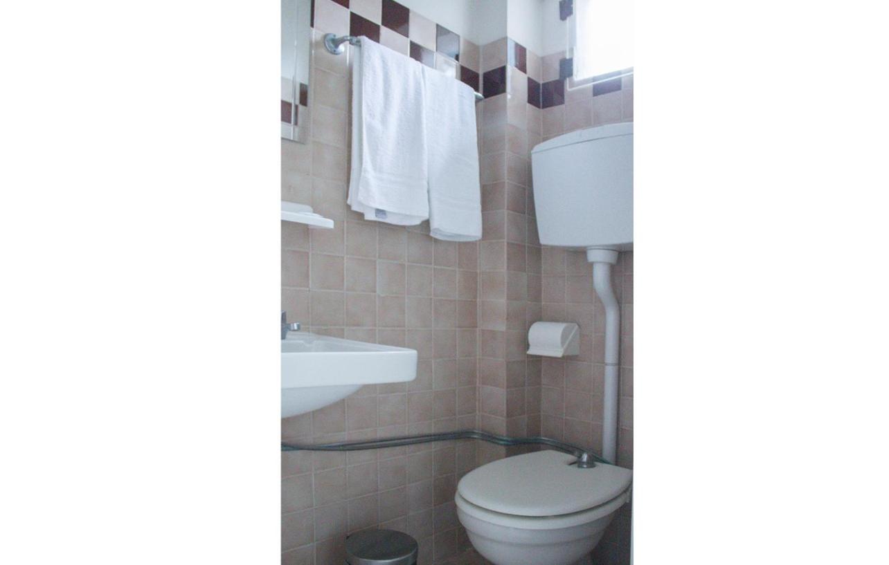 Economy Double or Twin Room - Photo 3