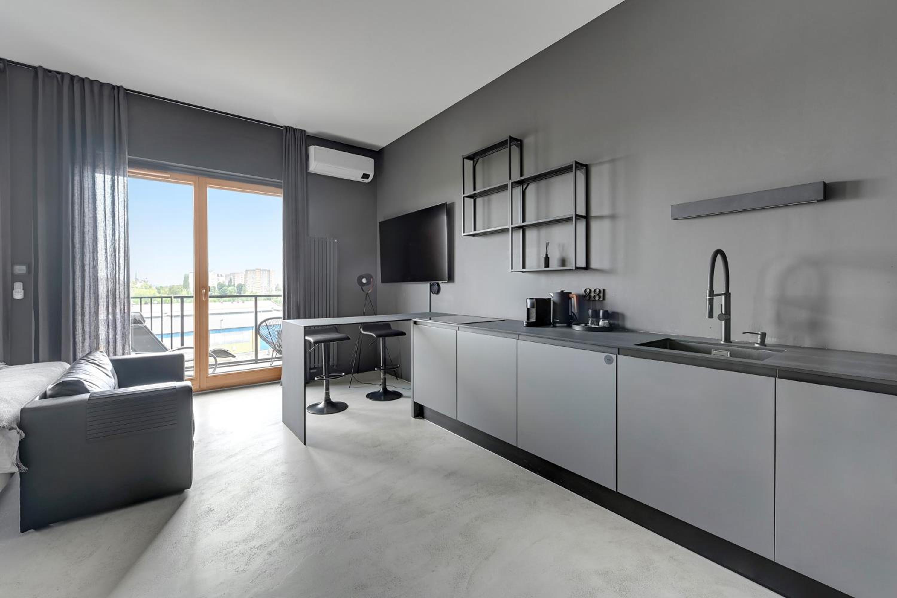 One-Bedroom Apartment - Photo 33