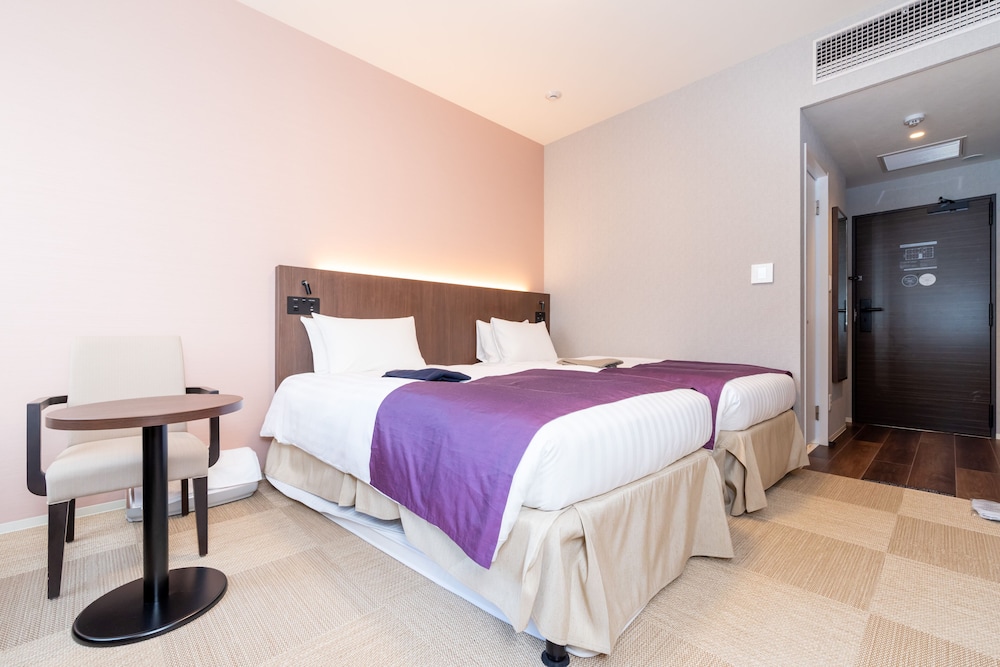 Standard Twin Room, Unit Bath, Non Smoking (Housekeep once every 3 days)