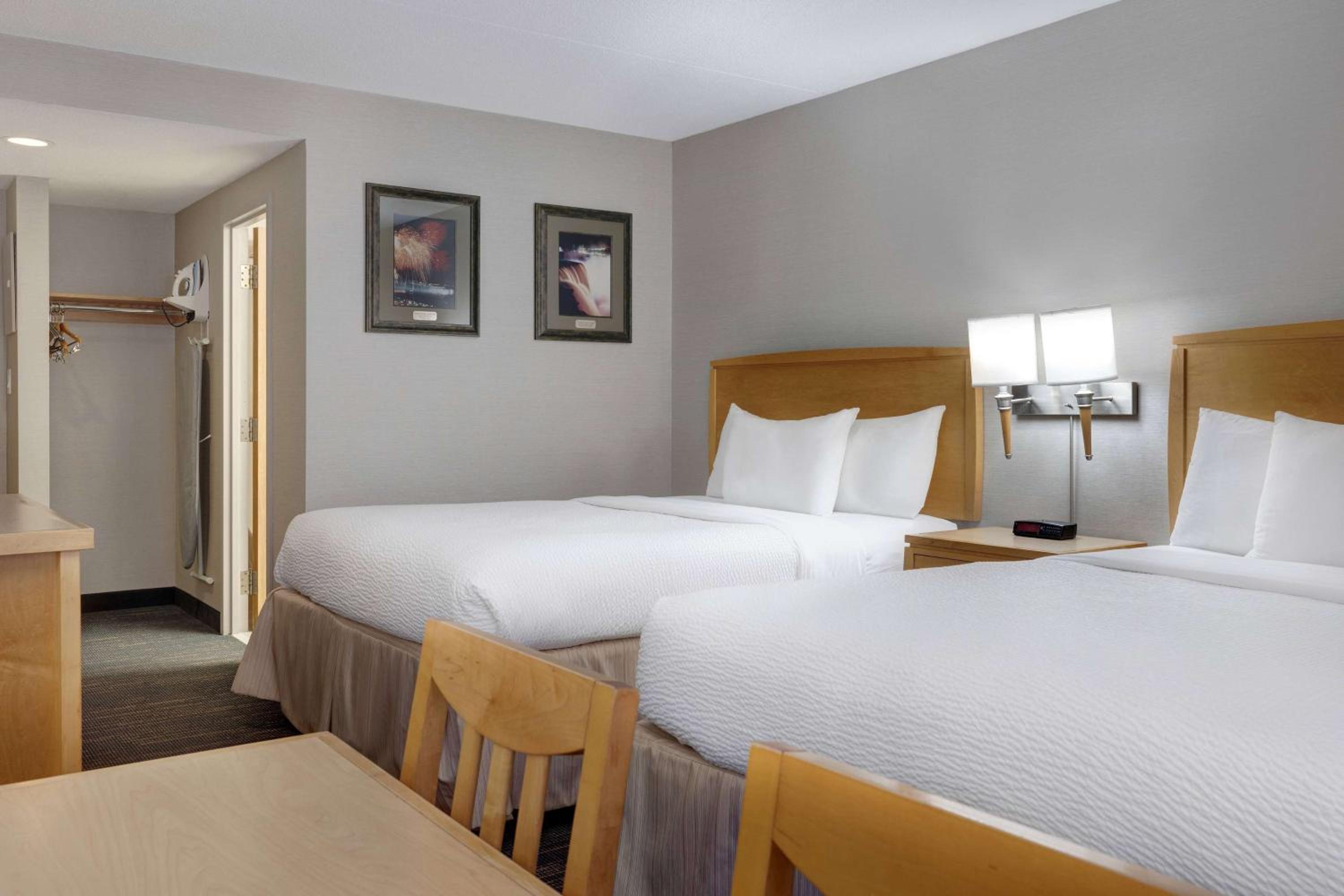 Queen Room with Two Queen Beds - Non-Smoking