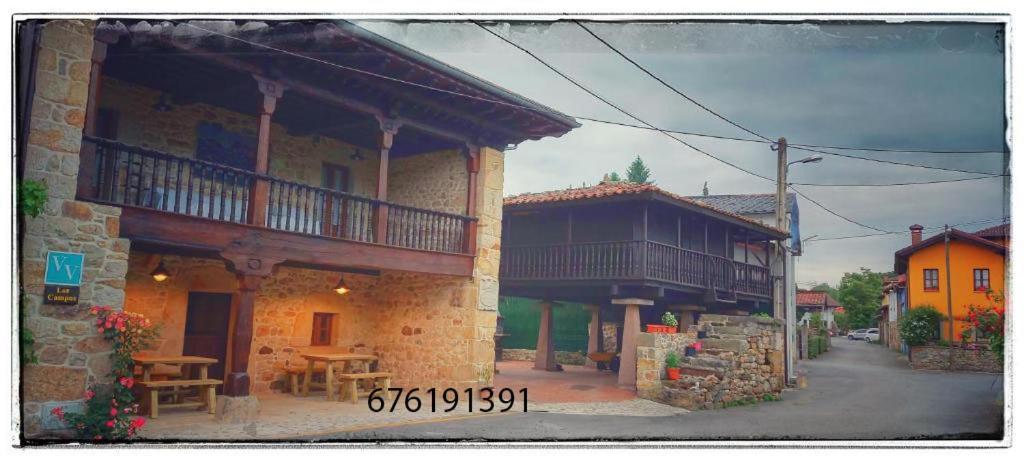 Three-Bedroom House photo 2