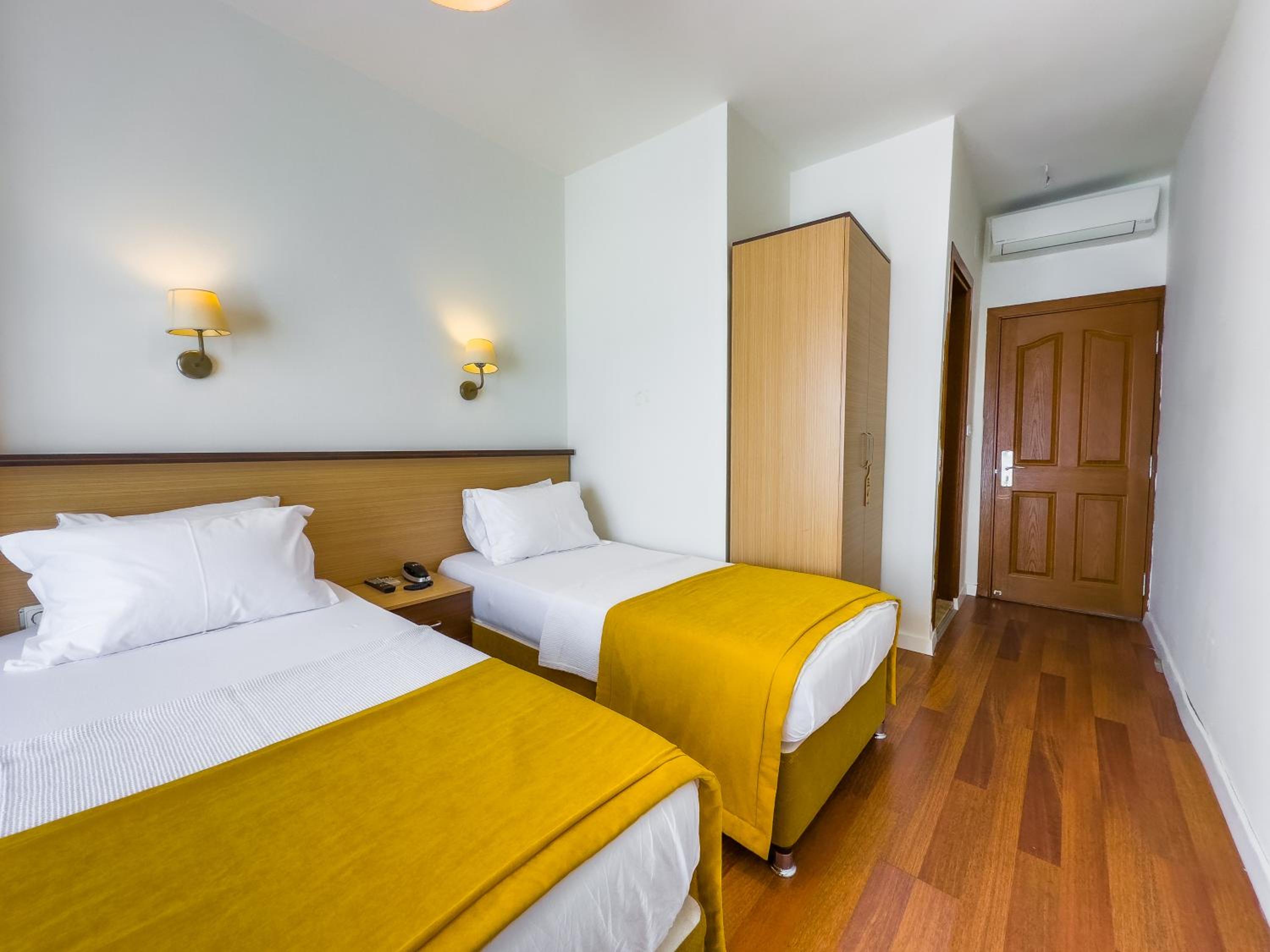Standard Double or Twin Room with Sea View
