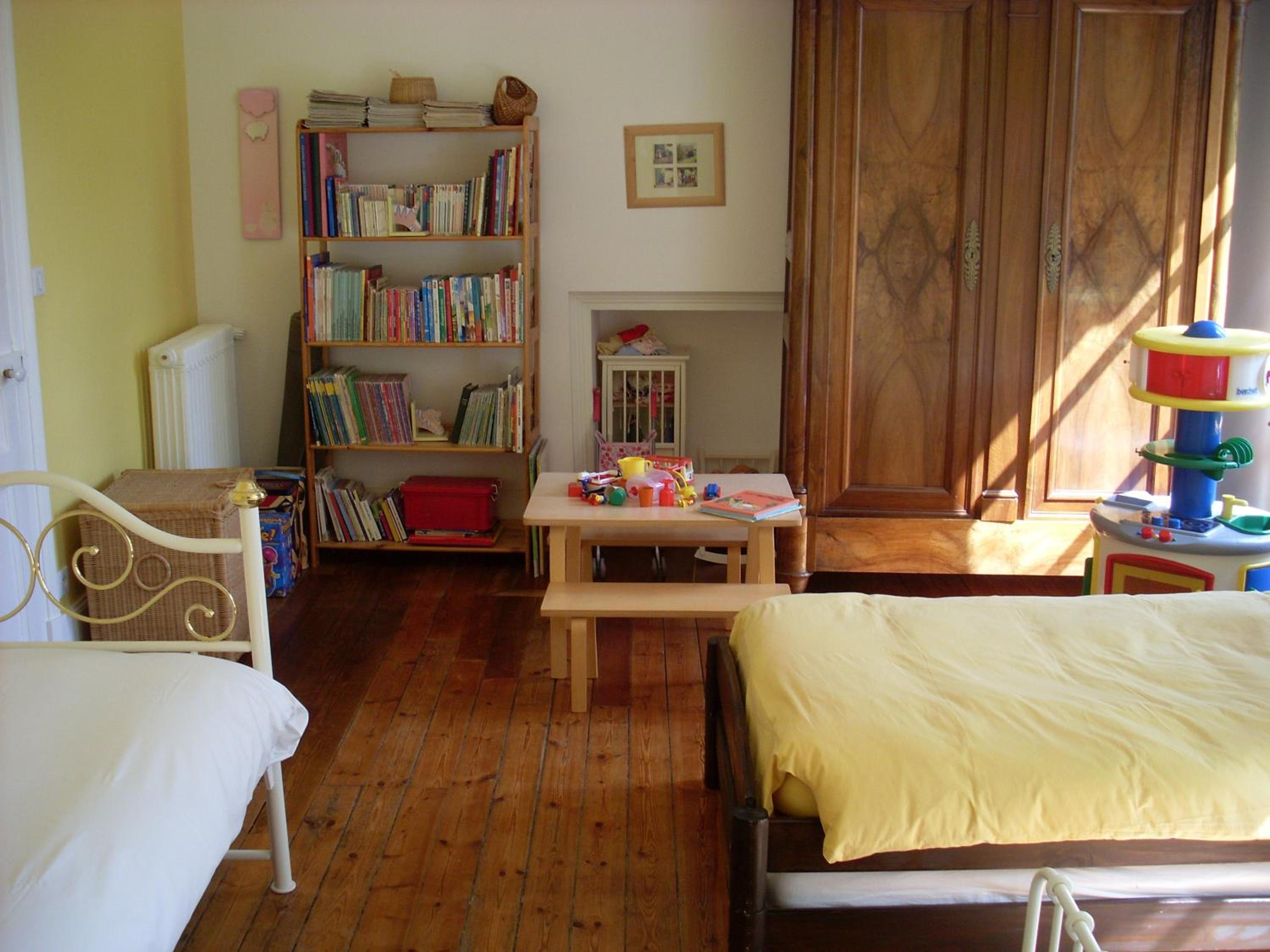 "Marine Citron" Suite (2 Adults + 3 Children)