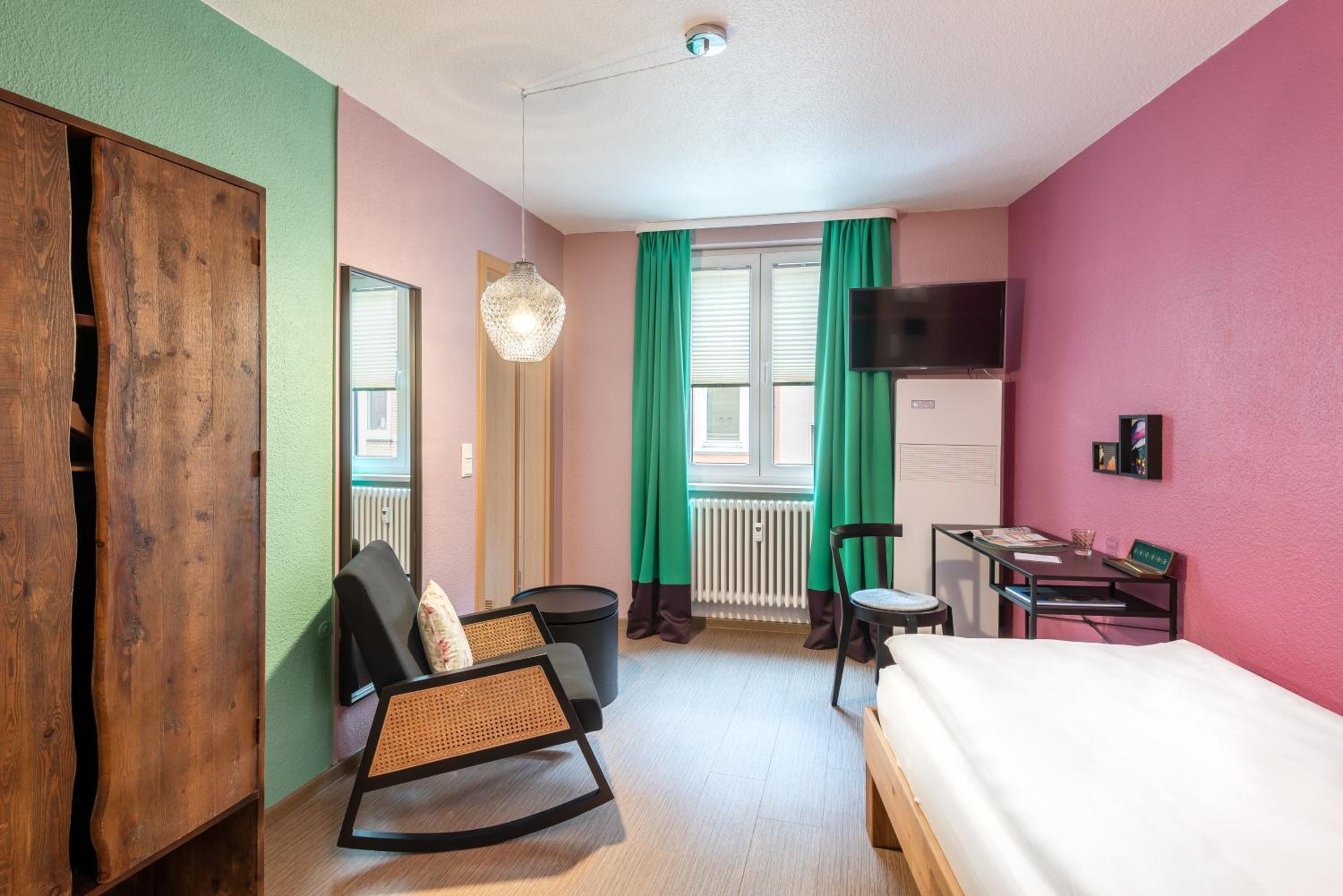 Single Room photo 1