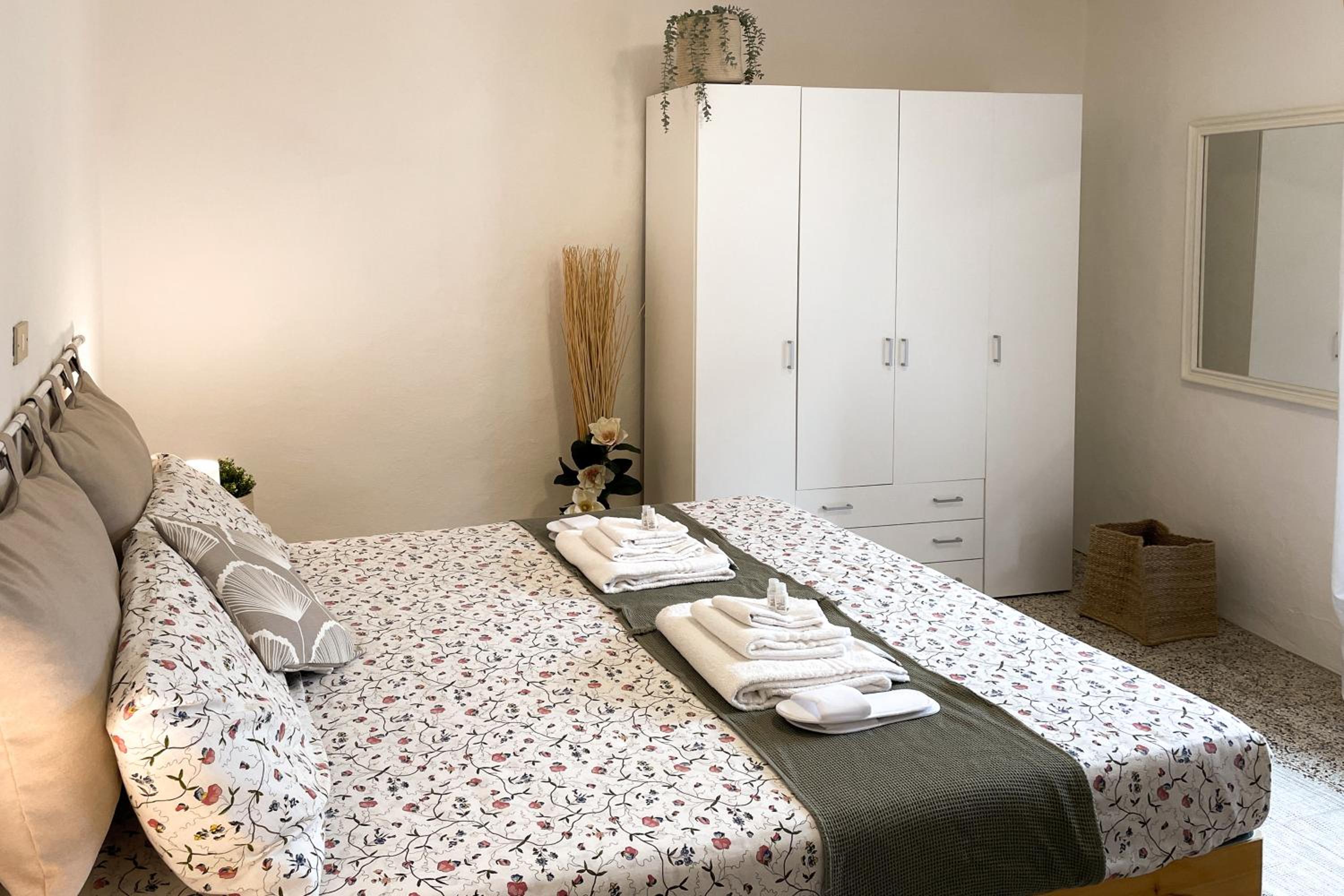 Two-Bedroom House photo 2