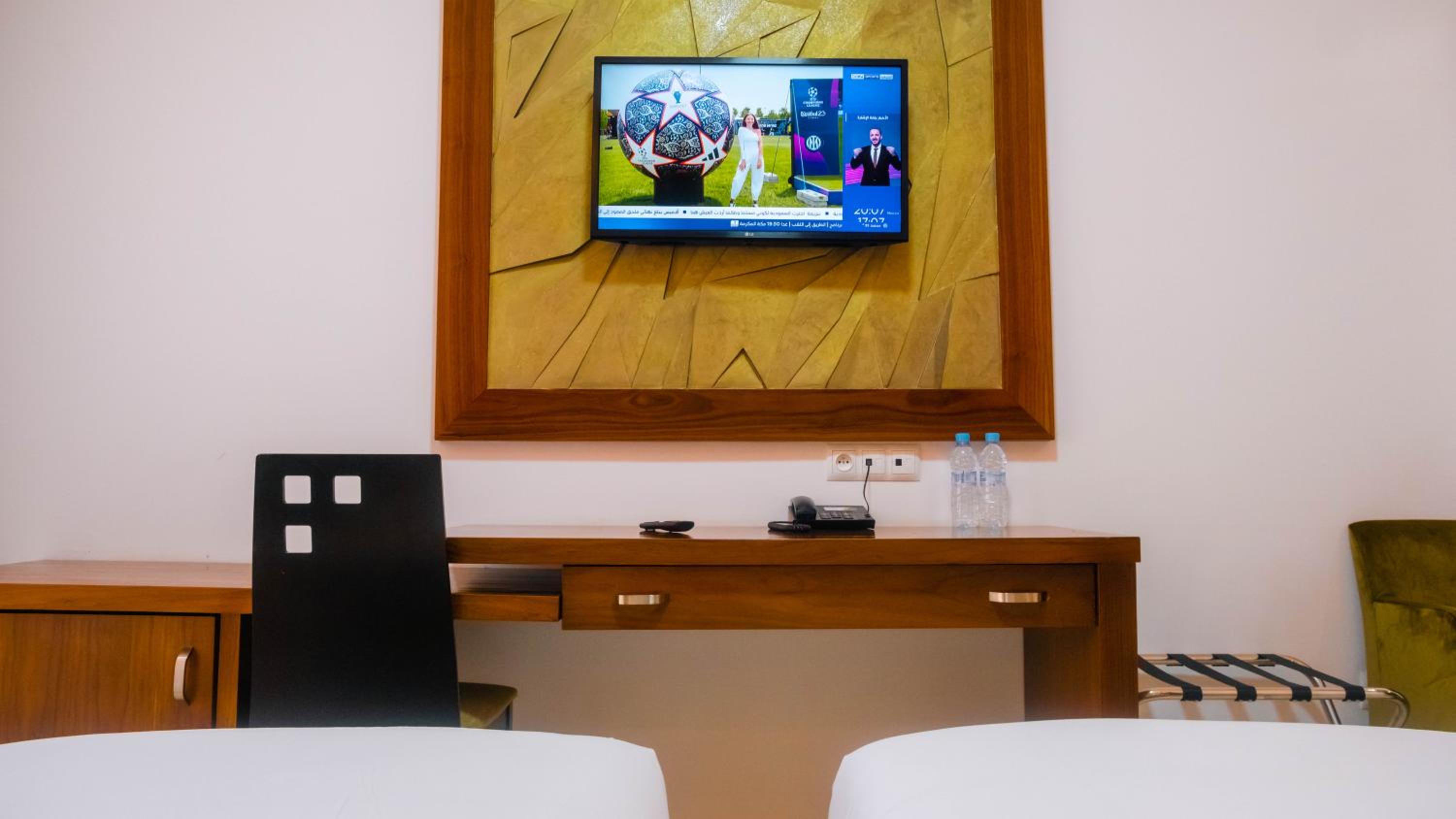 Deluxe Twin Room - Photo 4