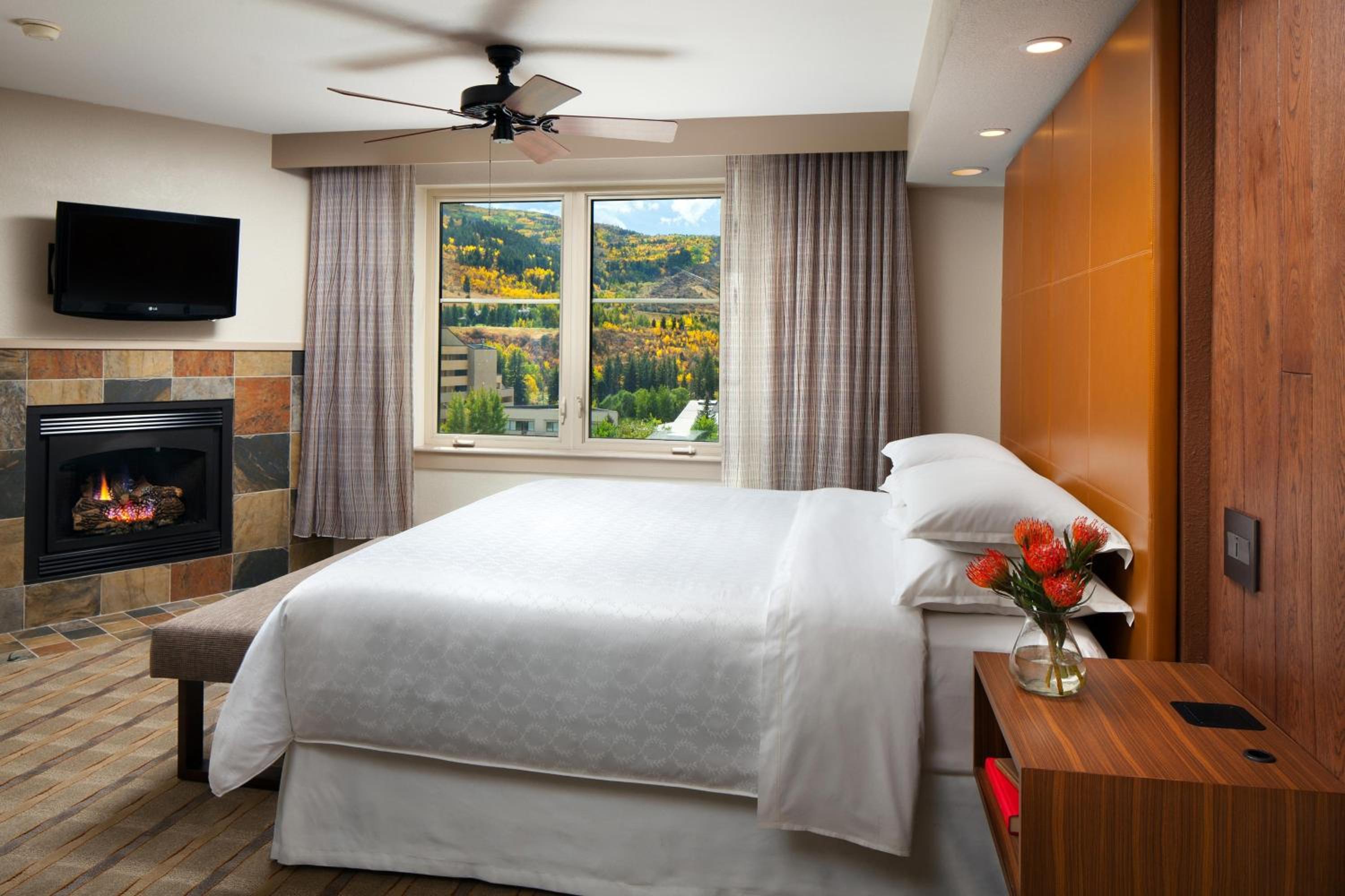 One-Bedroom Villa with Fireplace and Whirlpool - Photo 3