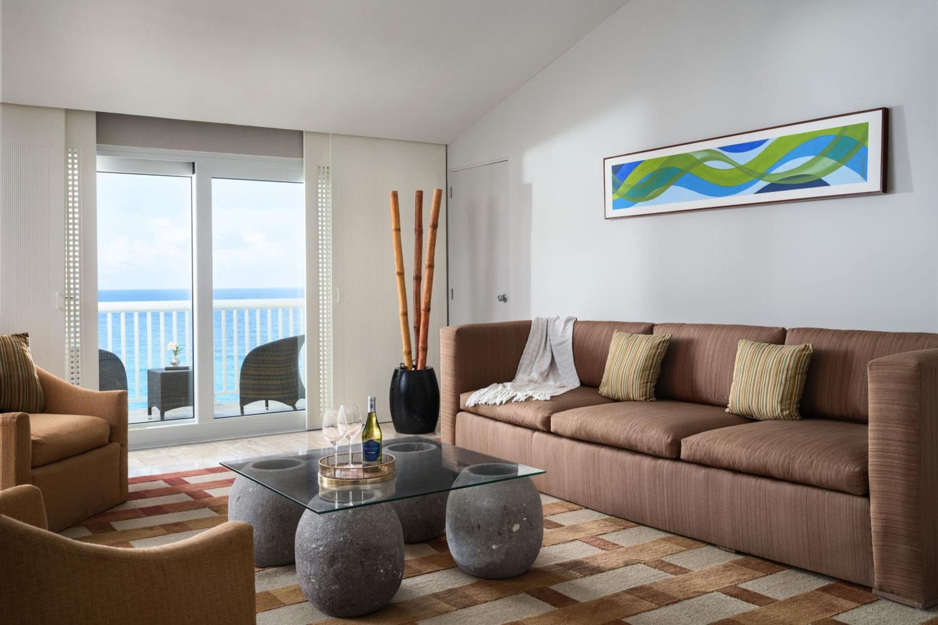 Suite 1 Chambre Principale avec Balcon - Vue sur Océan
