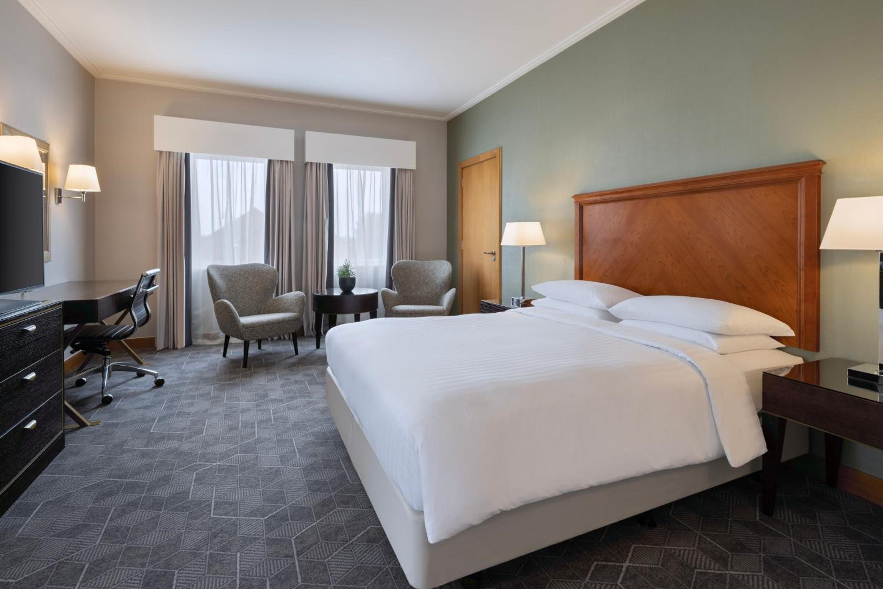 Superior Queen Room