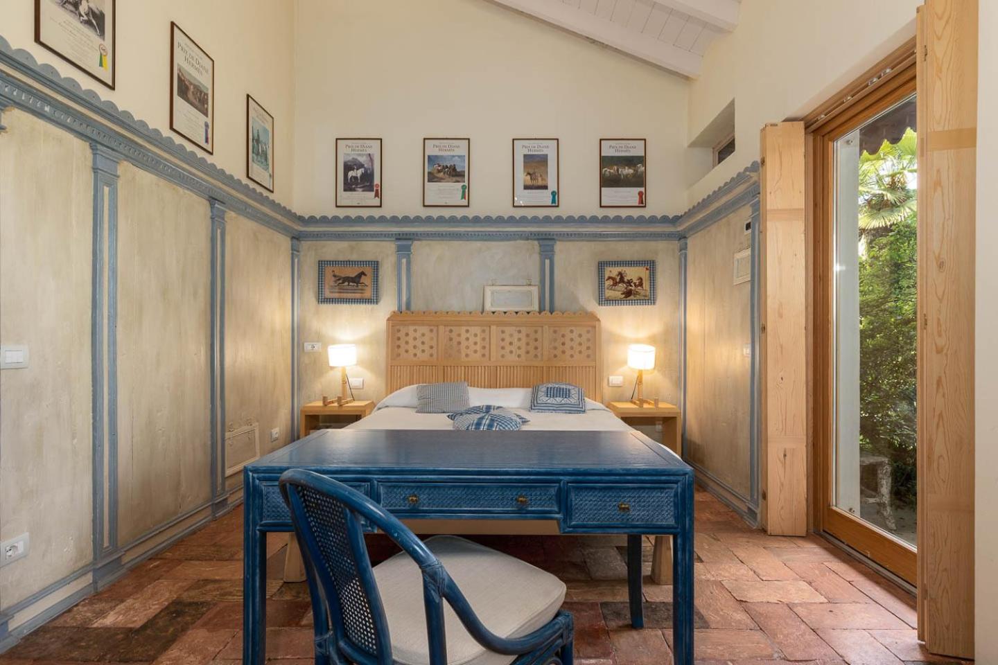 Deluxe Double Room with Lake View