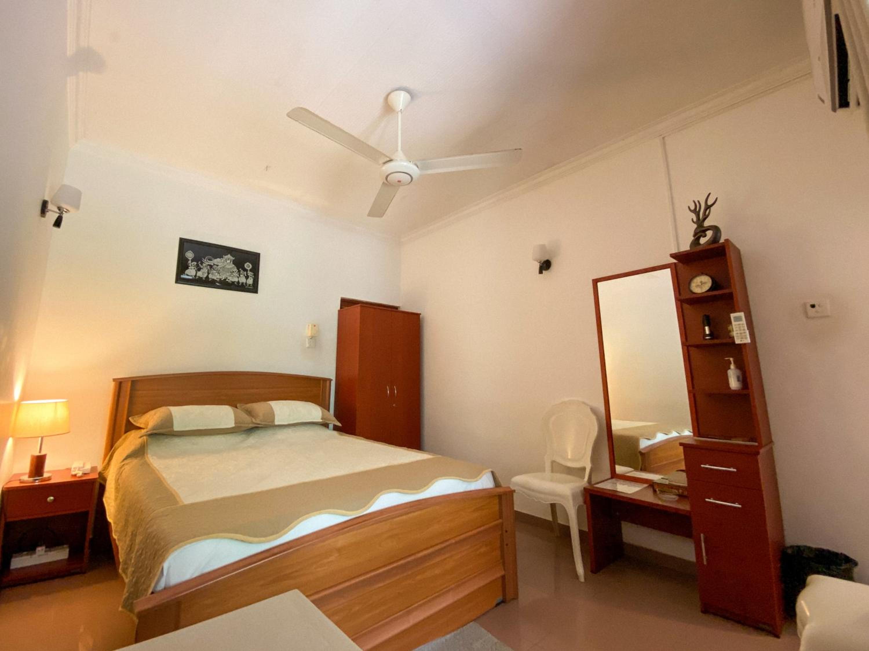Double Room with Private Bathroom photo 1