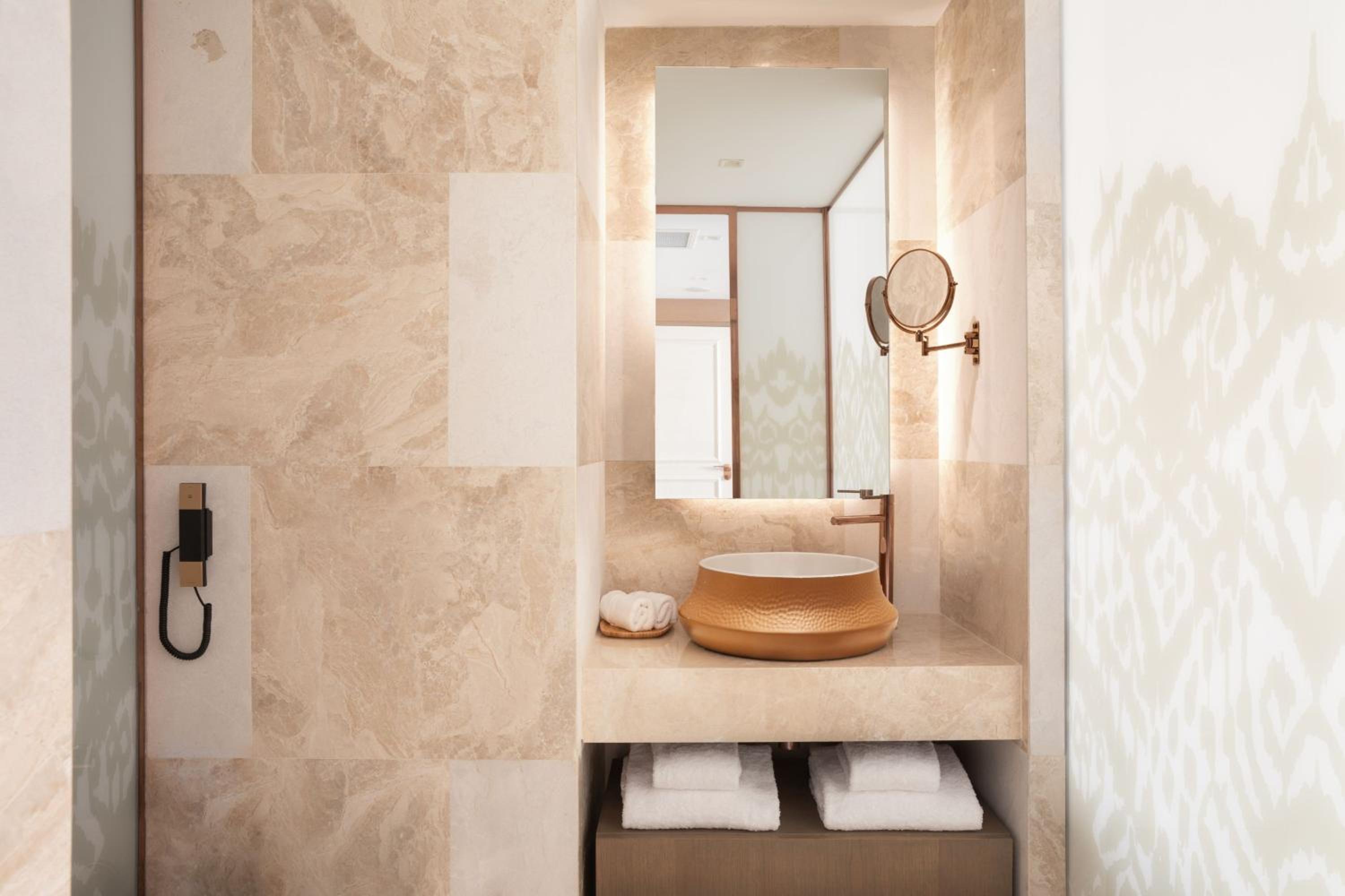 Burdock Galata Suite thumbnail 5