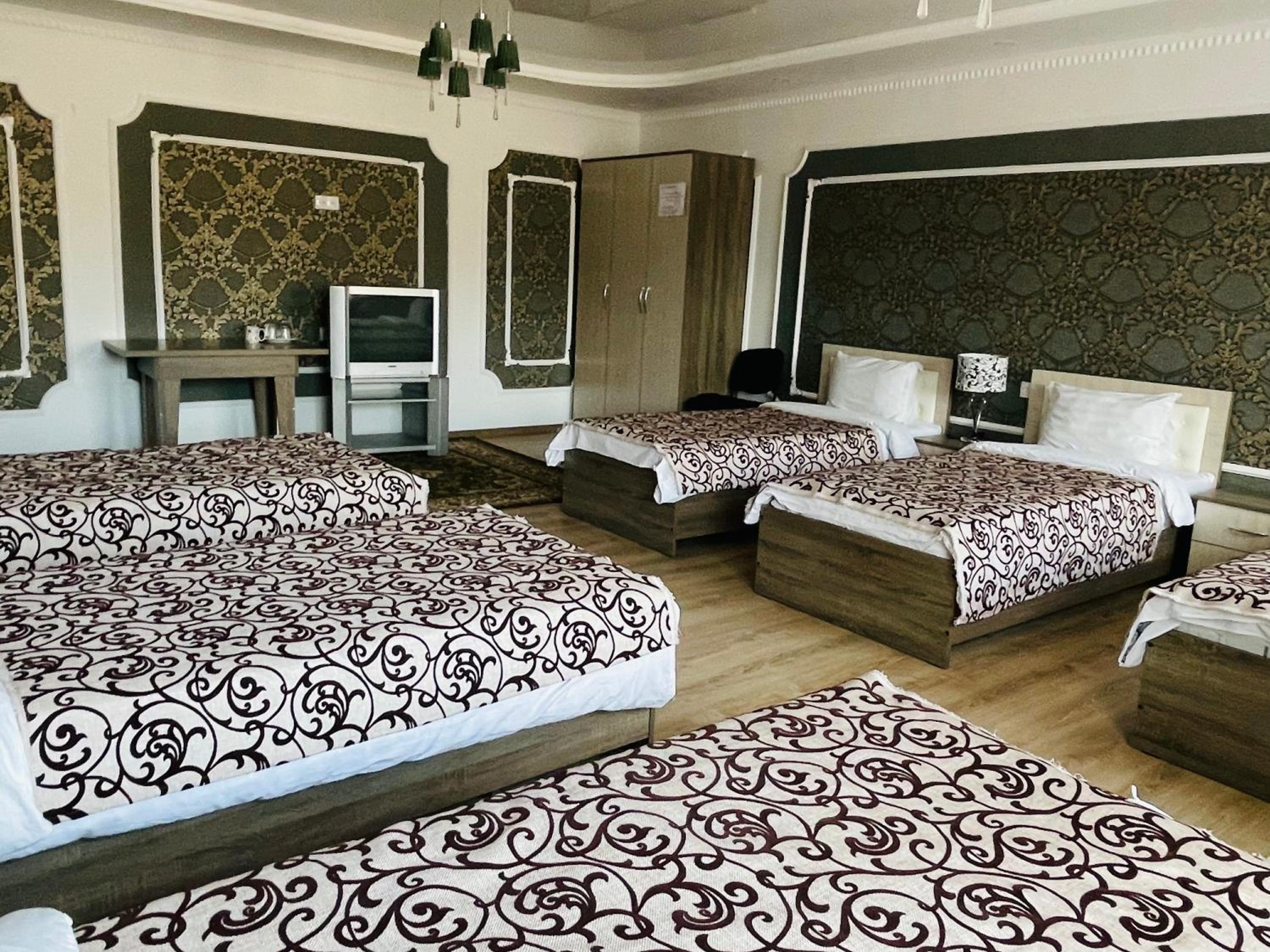 Single Bed in Male Dormitory Room photo 3