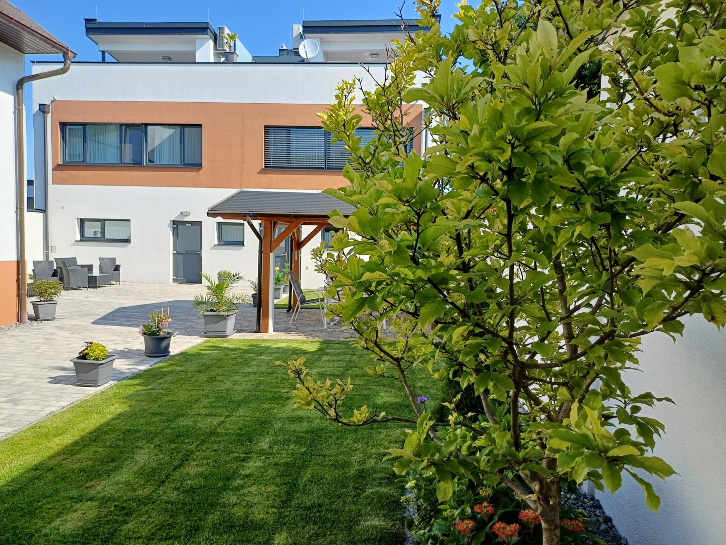 Apartment with Garden View photo 2