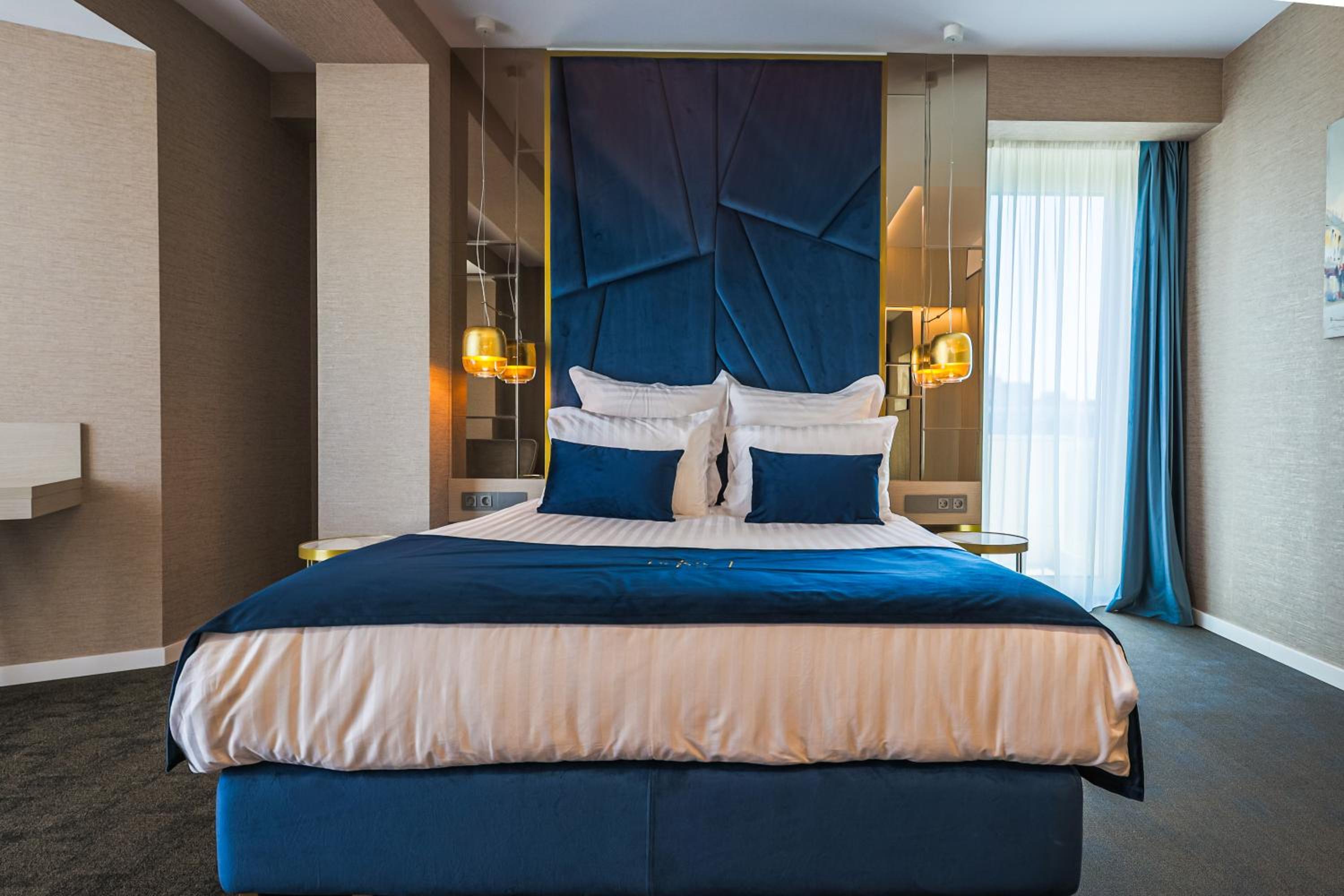 King Room with Balcony photo 3