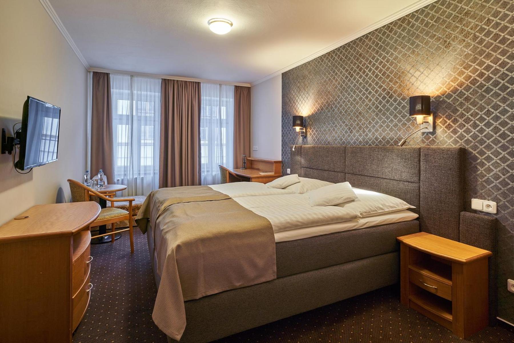 Superior Double Room with Extra Bed