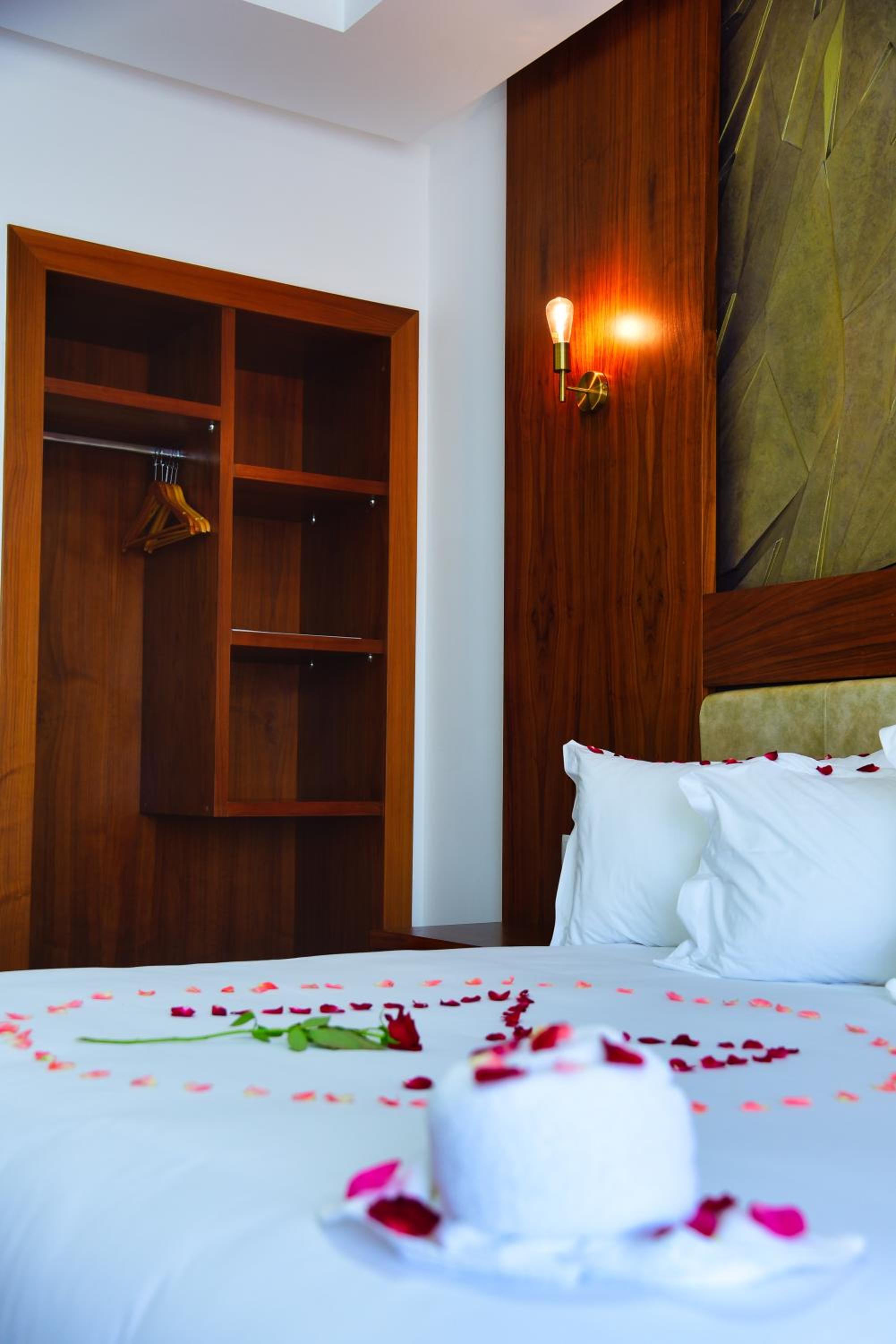 Superior Double Room - Photo 8