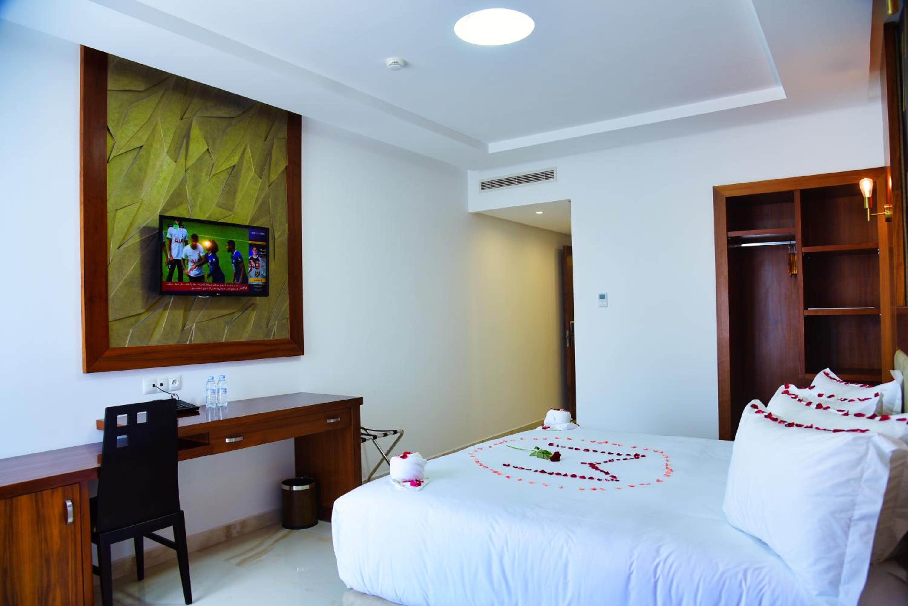 Superior Double Room - Photo 2