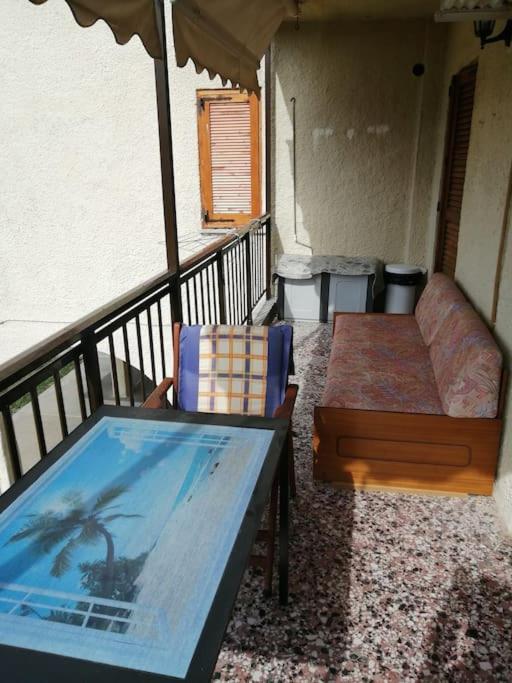One-Bedroom House photo 2