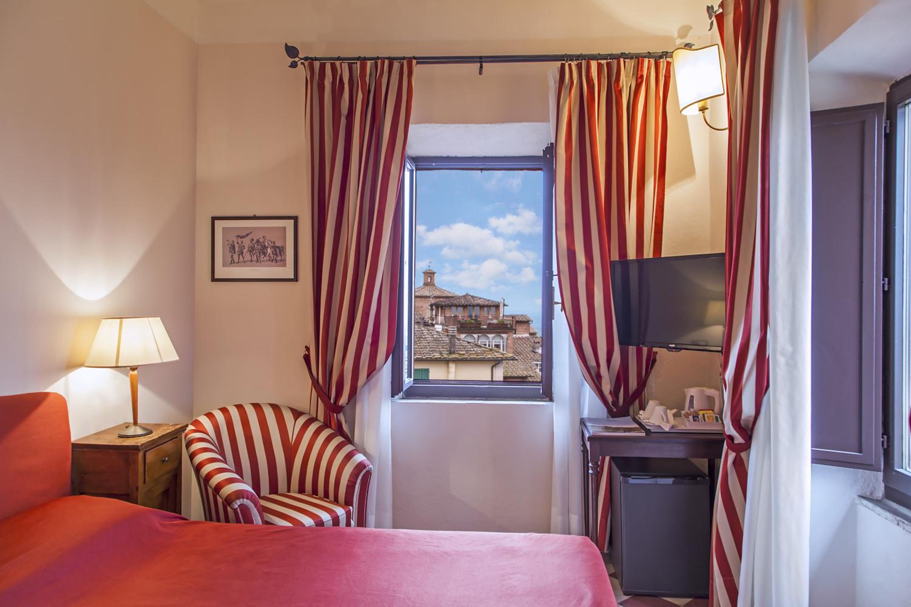 Classic Double Room