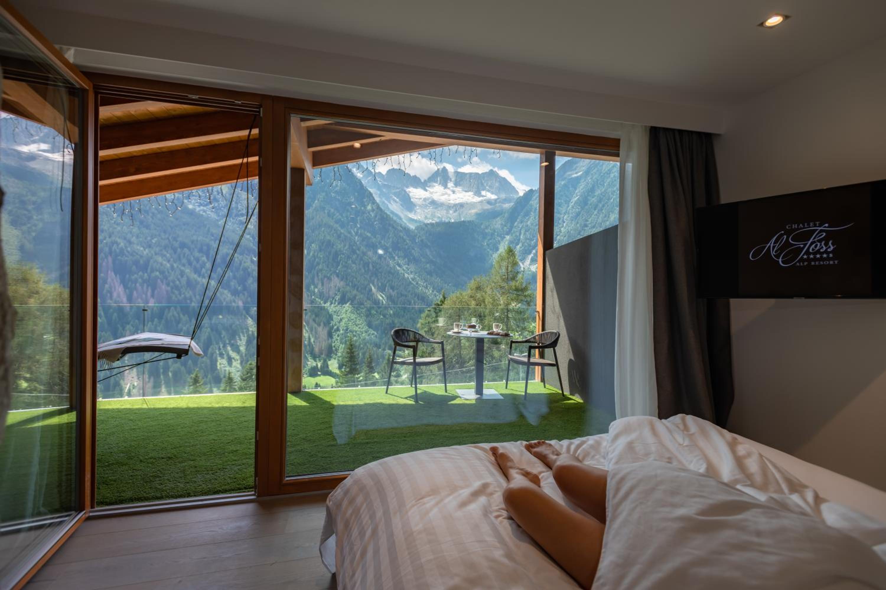 Deluxe Double Room with Shower