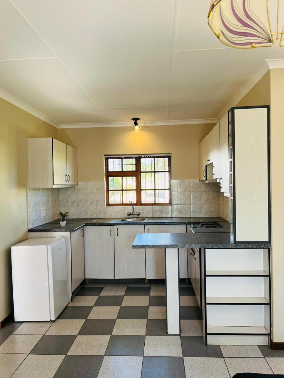 Double Room with Private Bathroom photo 2